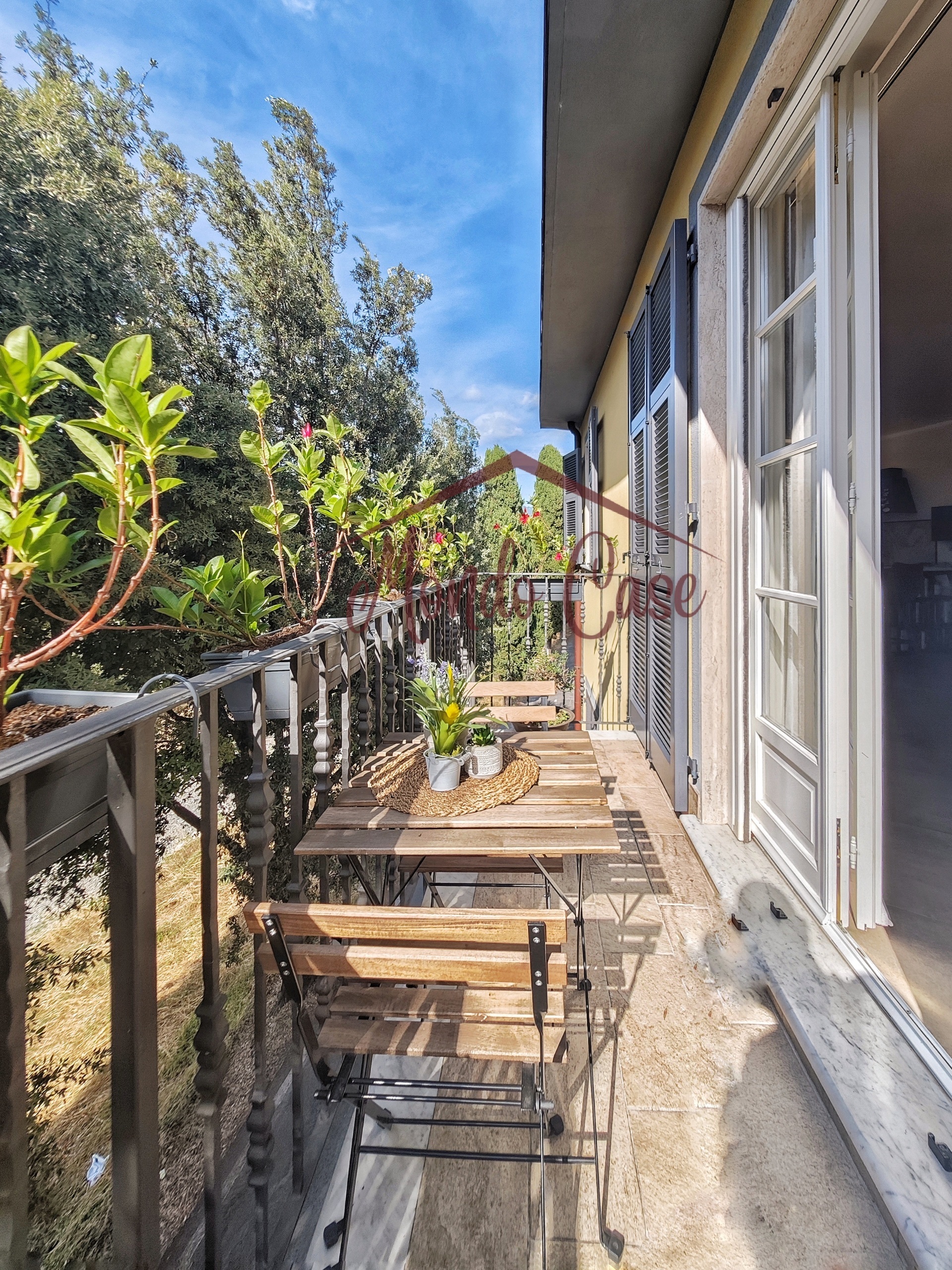 Immagine 32 di Attico in vendita  in Via Bertoloni 2 a Sarzana