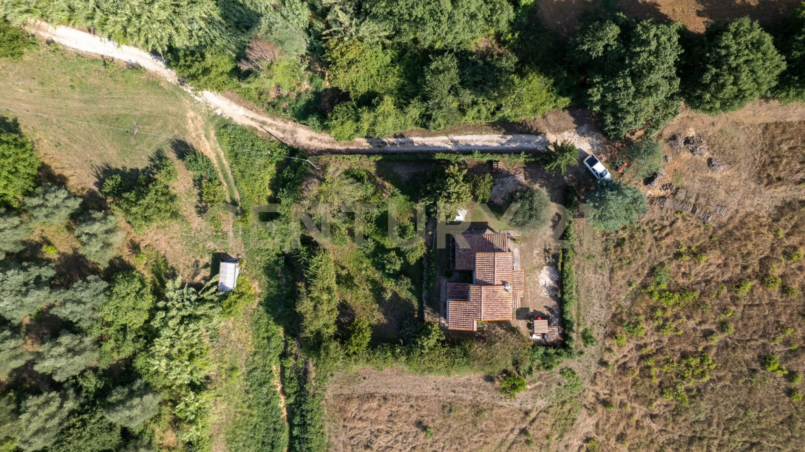 Immagine 31 di Villa in vendita  in localtà poderi di montemerano snc a Manciano