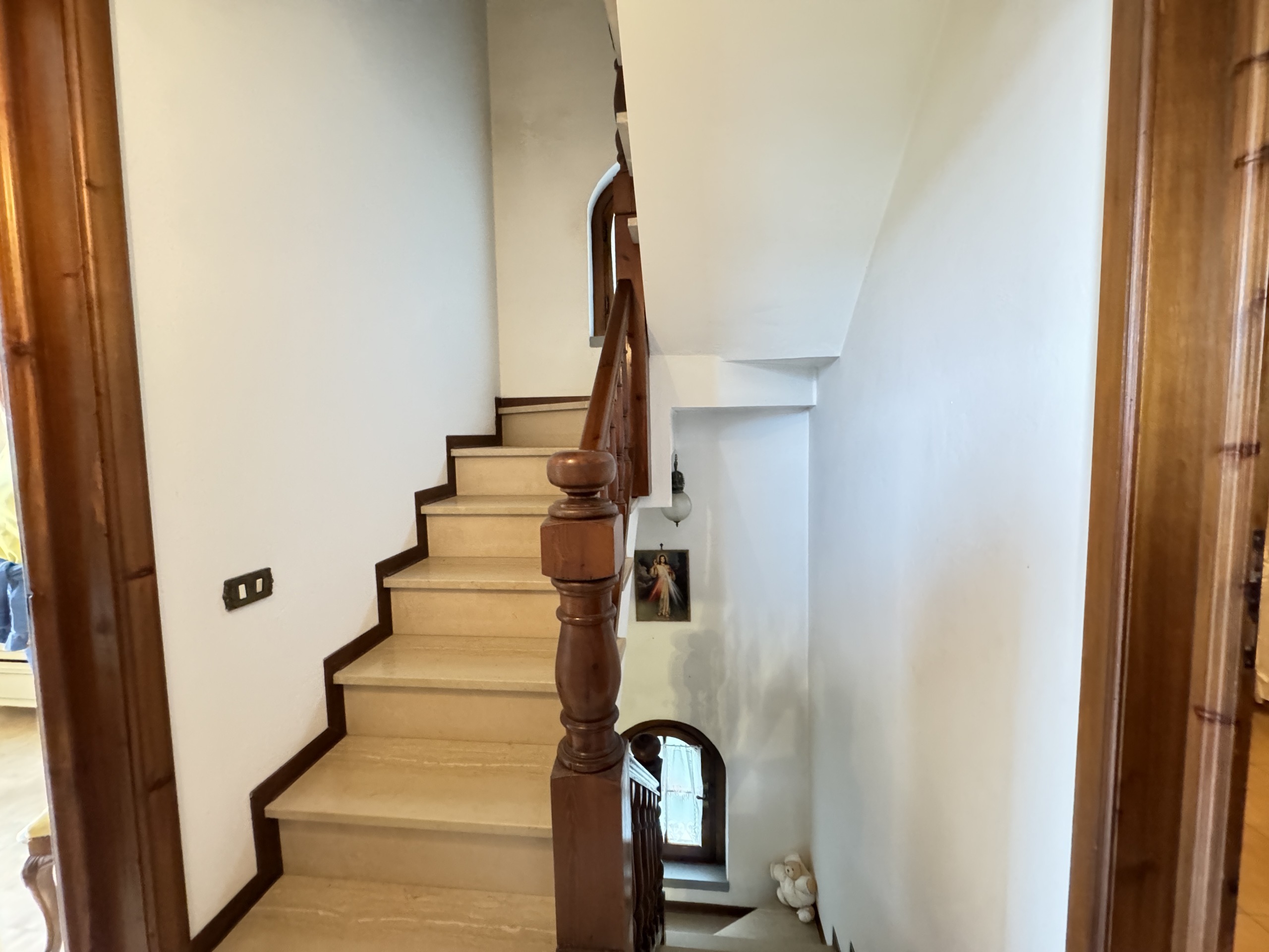 Immagine 52 di Casa indipendente in vendita  a Viareggio