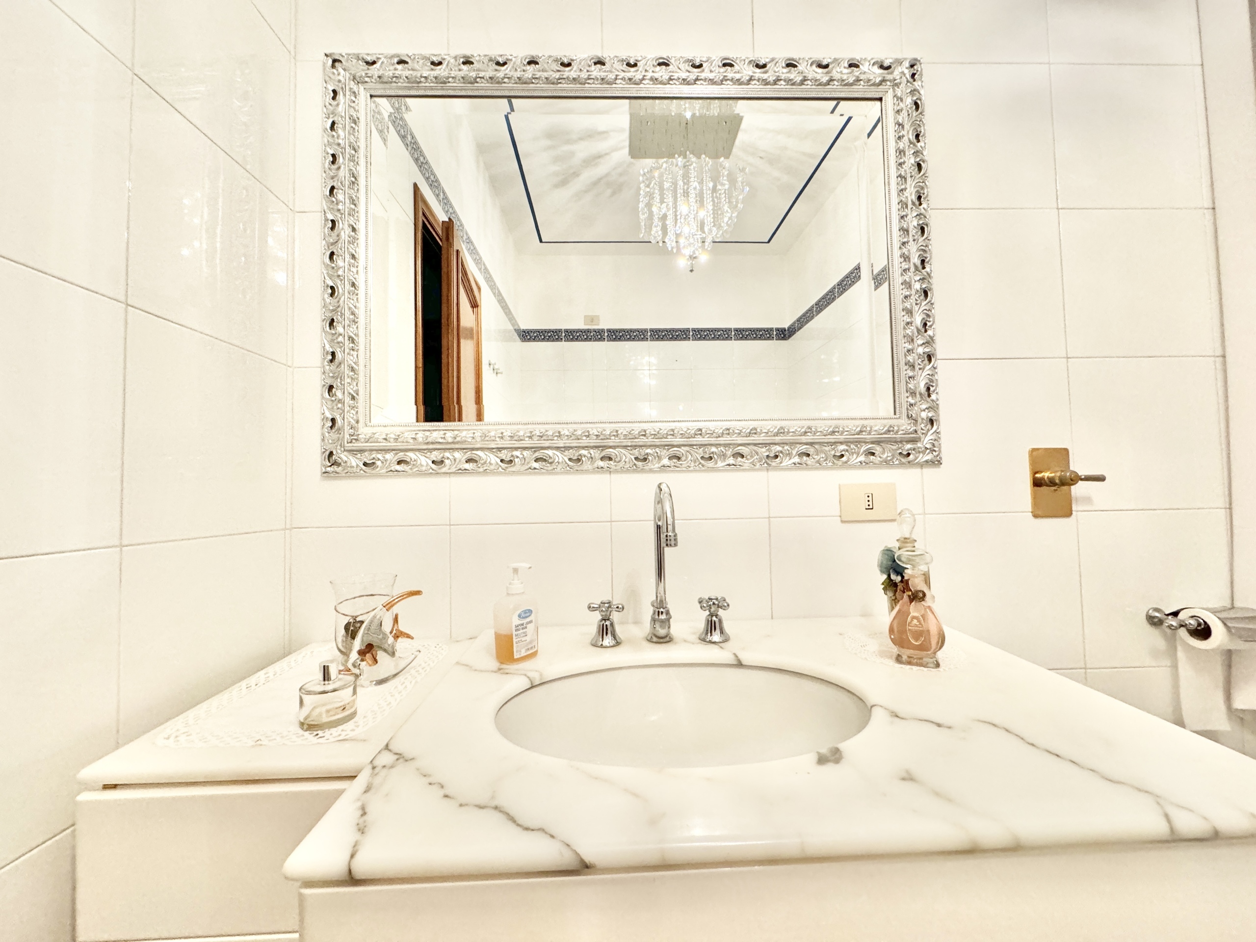 Immagine 37 di Villa in affitto  a Pietrasanta