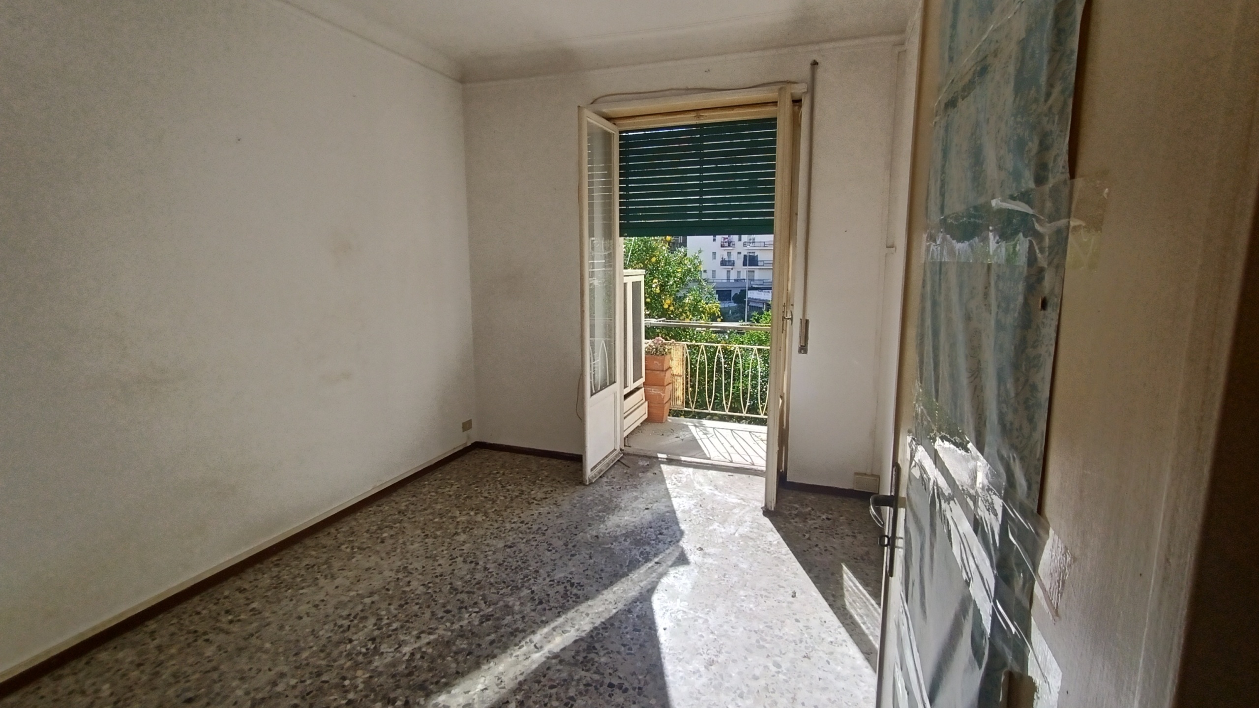 Immagine 7 di Bilocale in vendita  a San Remo