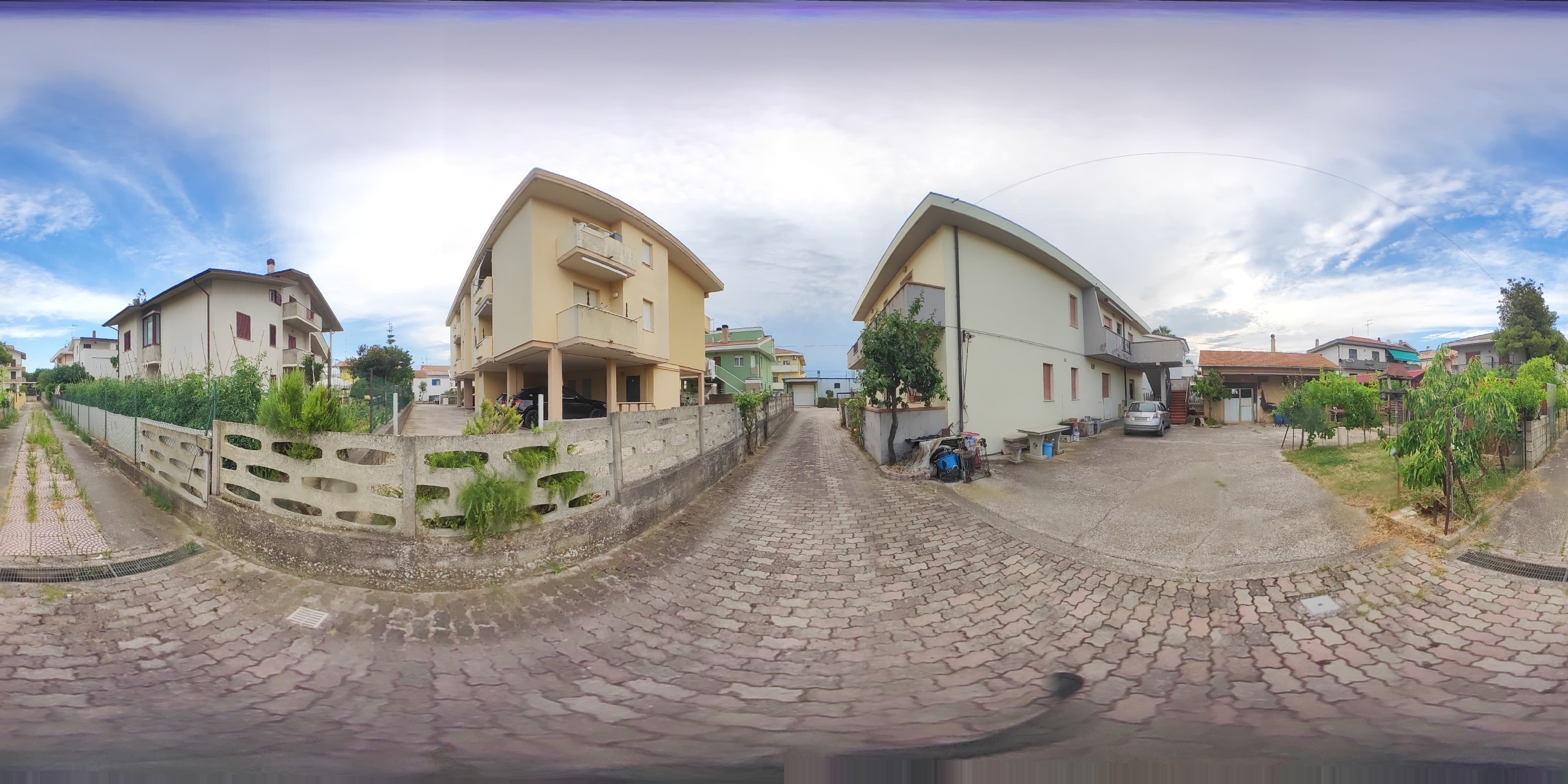 Immagine 37 di Trilocale in vendita  a Pineto