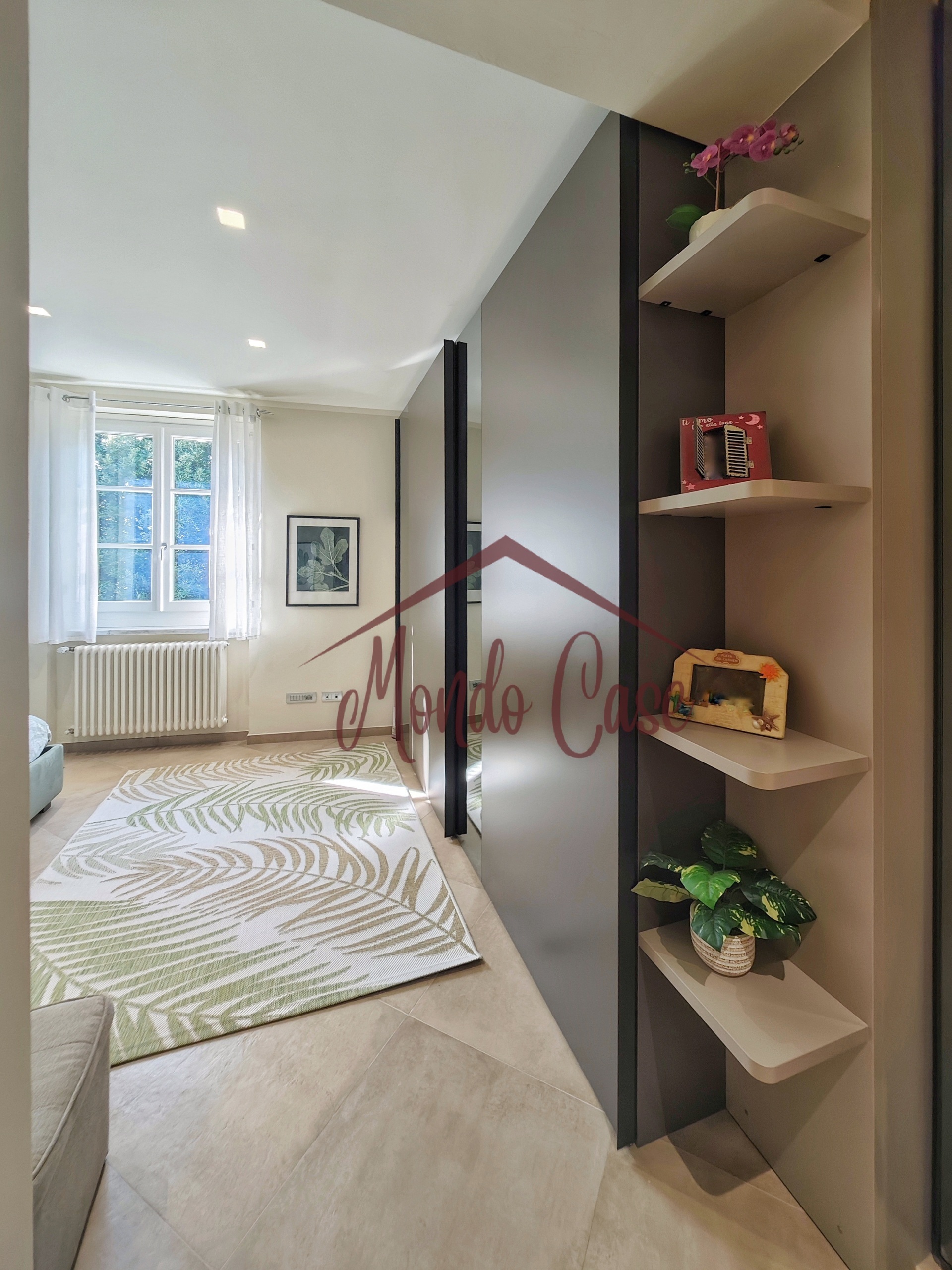 Immagine 36 di Attico in vendita  in Via Bertoloni 2 a Sarzana