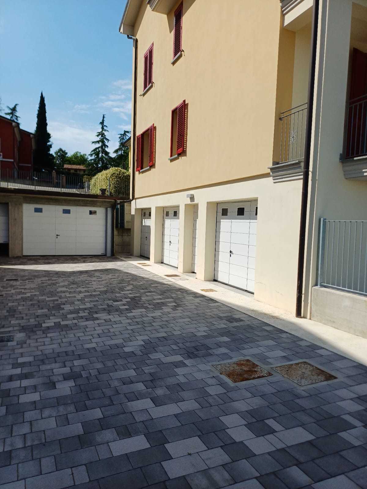 Immagine 4 di Trilocale in vendita  a Medesano