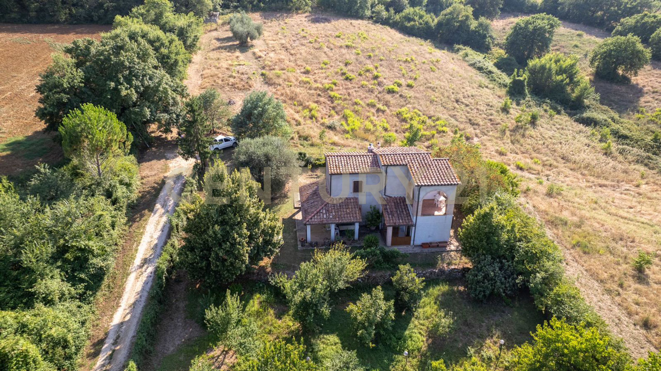 Immagine 27 di Villa in vendita  in localtà poderi di montemerano snc a Manciano