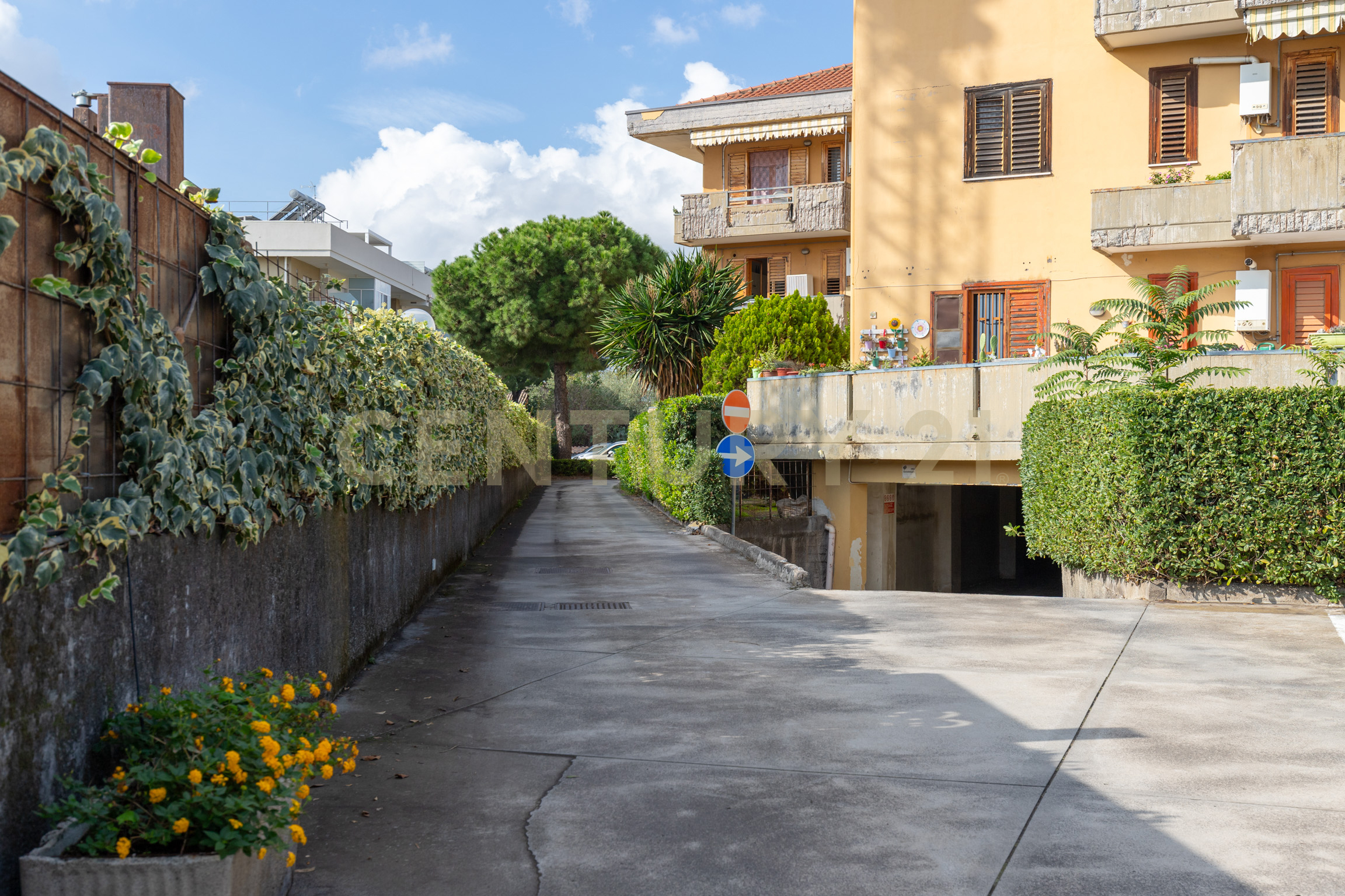 Immagine 4 di Appartamento in vendita  in Via Giovanni Guglielmino 74 a Tremestieri Etneo