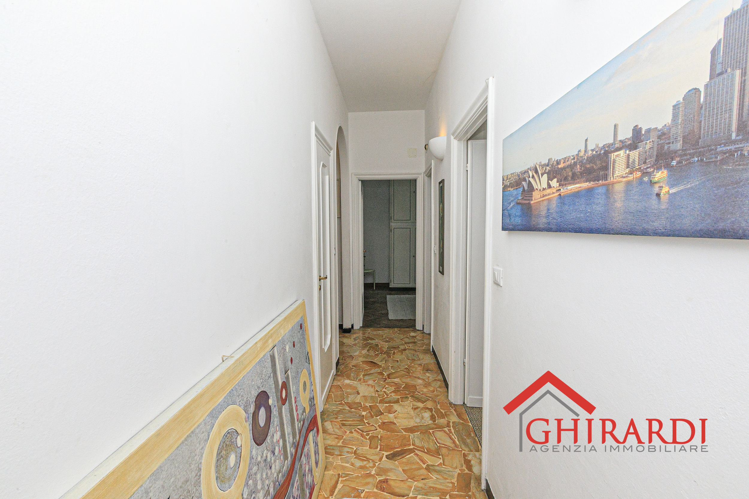 Immagine 23 di Bilocale in affitto  in VIA GIULIO TANINI 47F a Genova