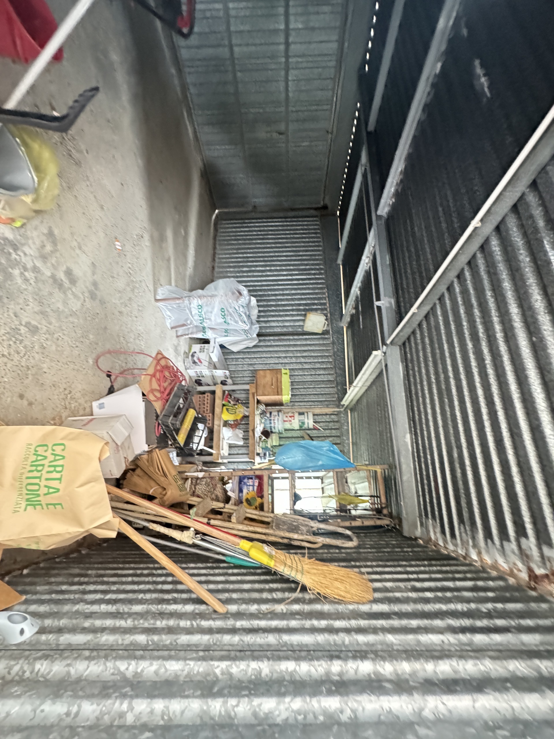 Immagine 34 di Casa indipendente in vendita  a Viareggio