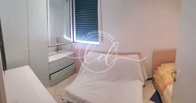 Immagine 9 di Quadrilocale in affitto  a Pietrasanta