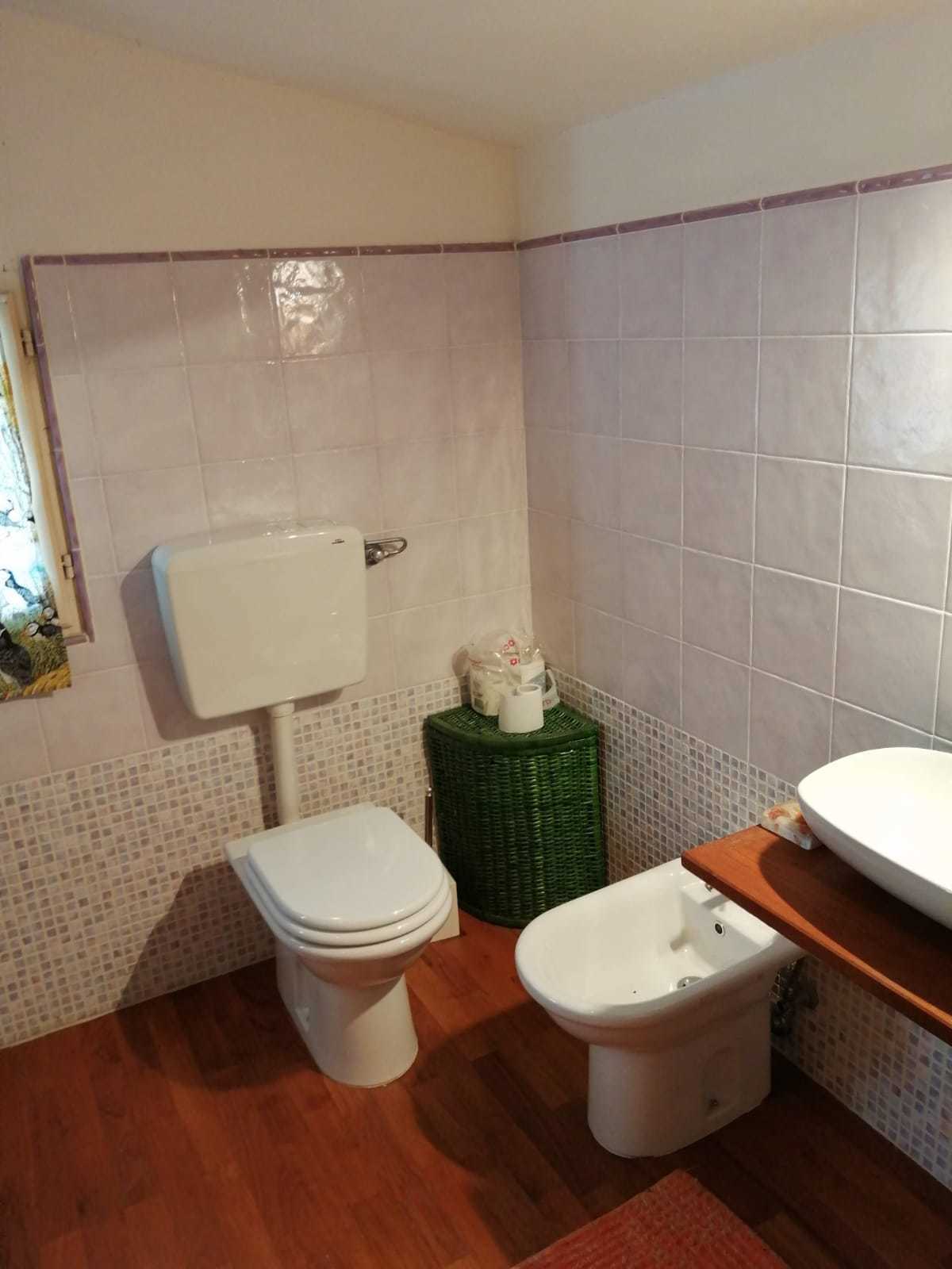 Immagine 37 di Porzione di casa in vendita  a Seravezza