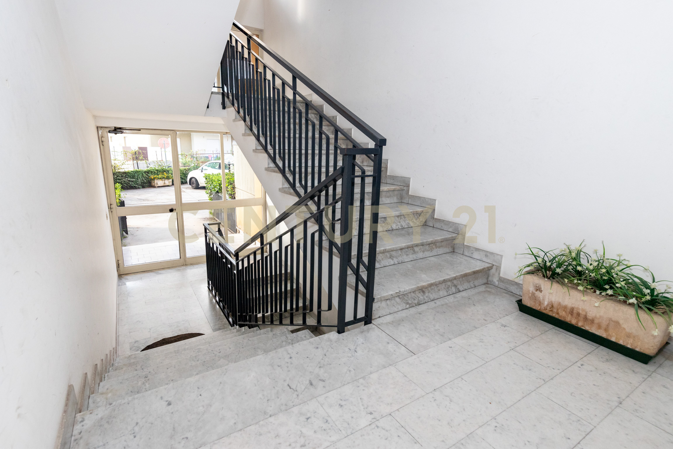 Immagine 9 di Appartamento in vendita  in Via Giovanni Guglielmino 74 a Tremestieri Etneo