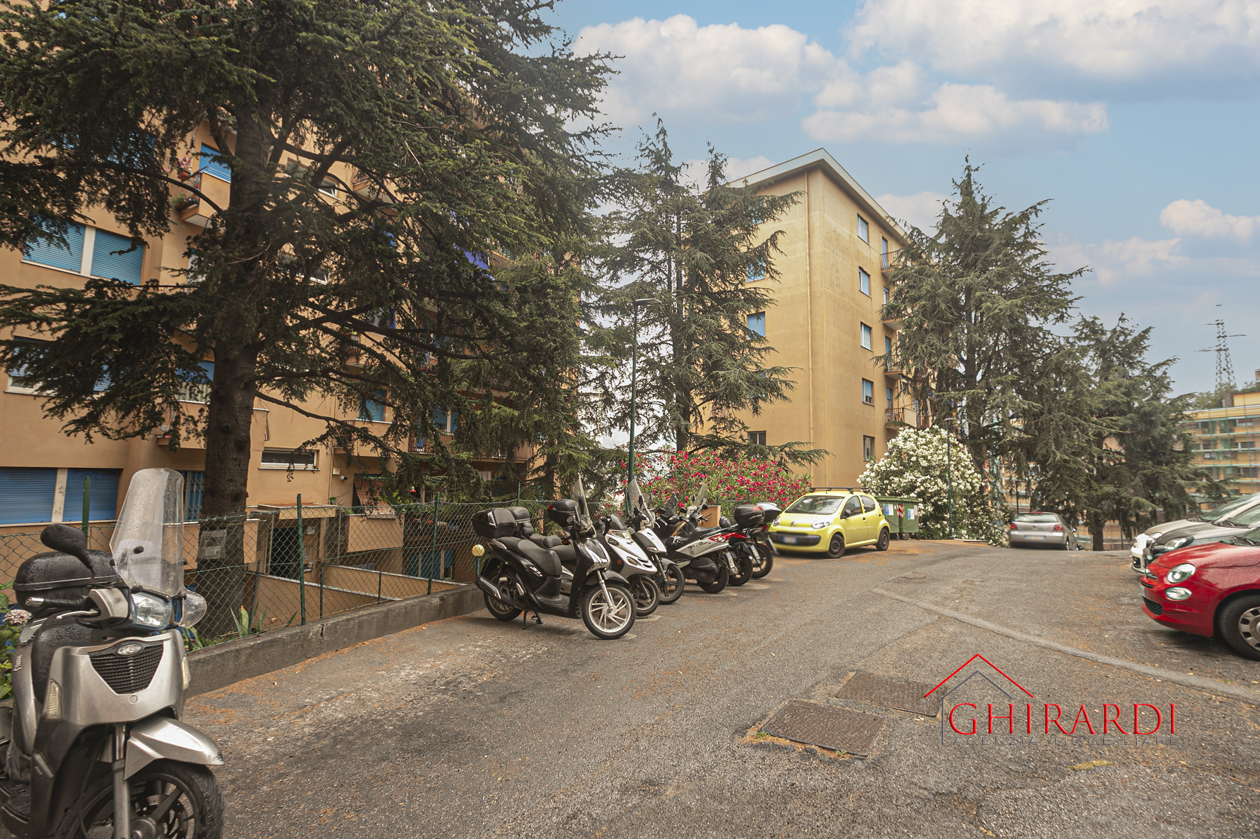 Immagine 34 di Quadrilocale in affitto  in SALITA CAMPASSO SAN NICOLA 56 a Genova