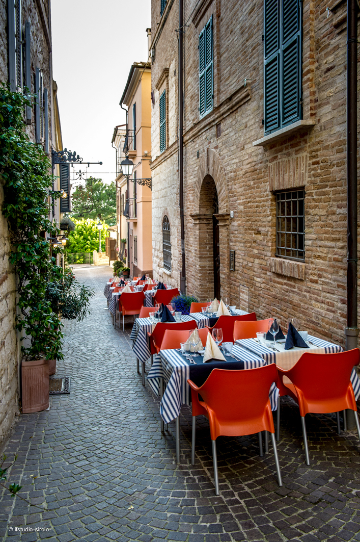 Immagine 6 di Bar / Ristorante in vendita  in Via Enrico Cialdini a Sirolo