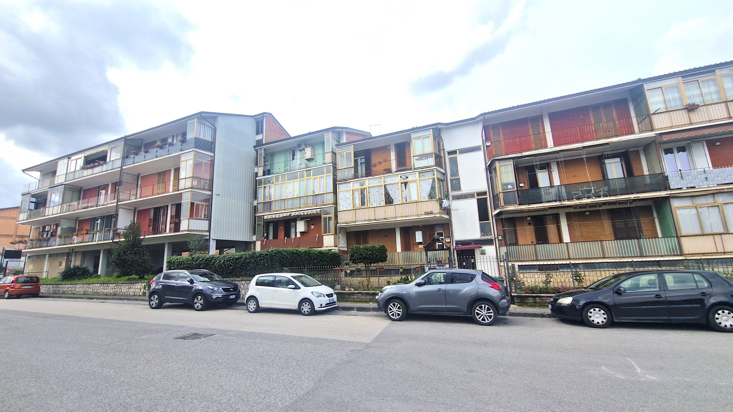 Immagine 2 di Trilocale in vendita  in Piazza Don Luigi Sturzo 4 a Avellino