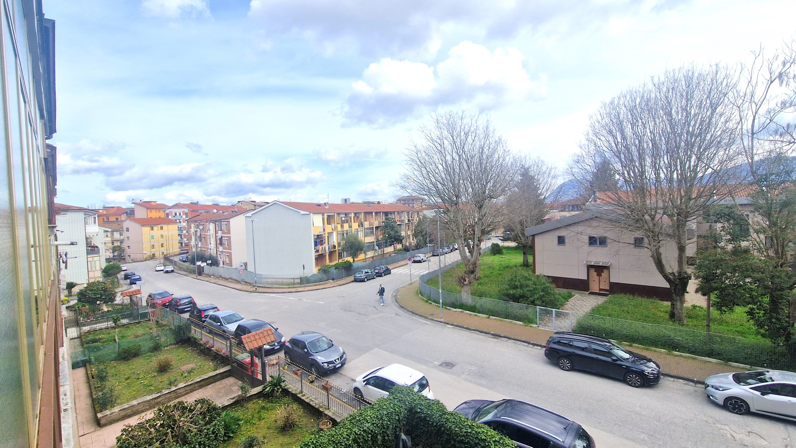 Immagine 28 di Trilocale in vendita  in Piazza Don Luigi Sturzo 4 a Avellino