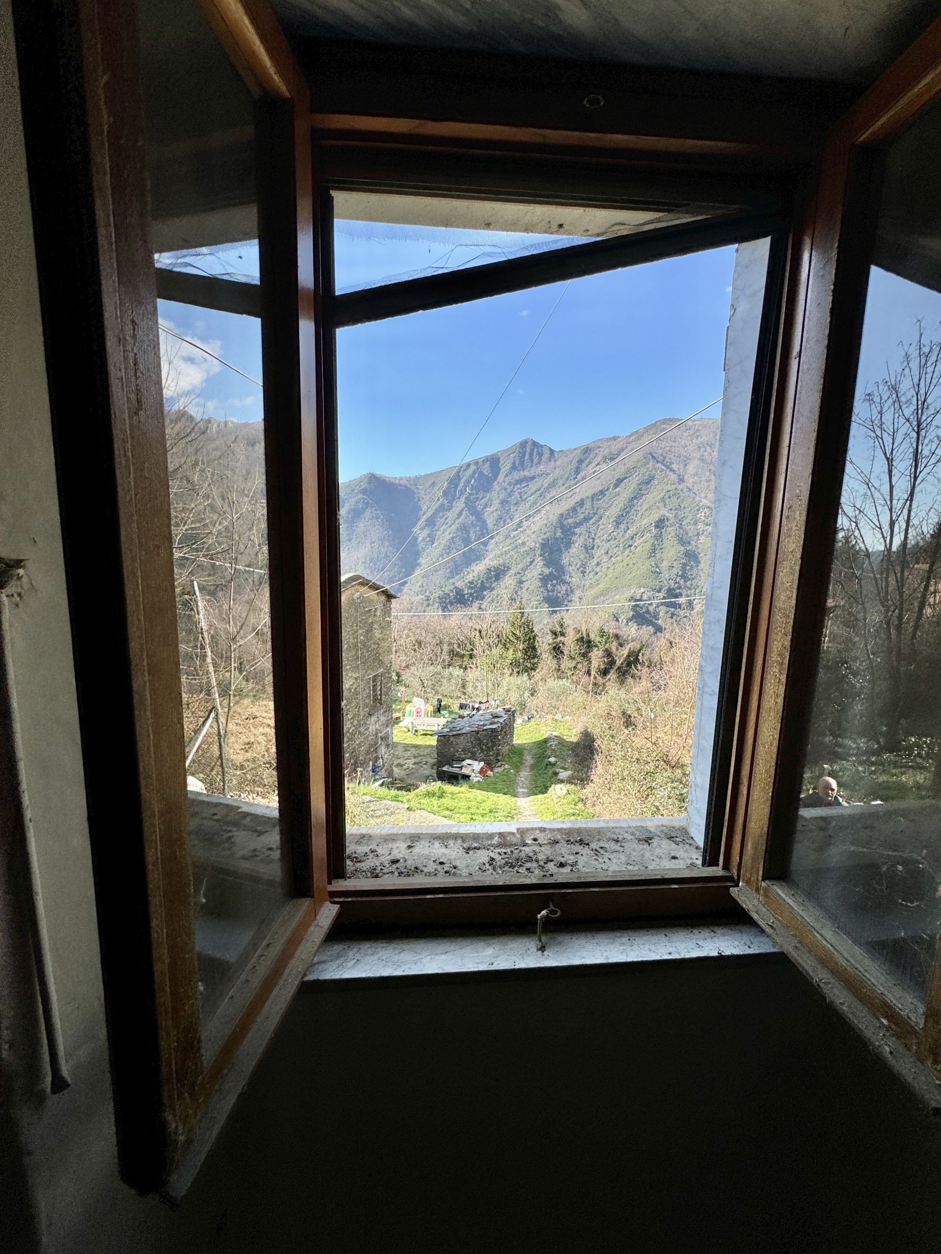 Immagine 11 di Porzione di casa in vendita  a Seravezza