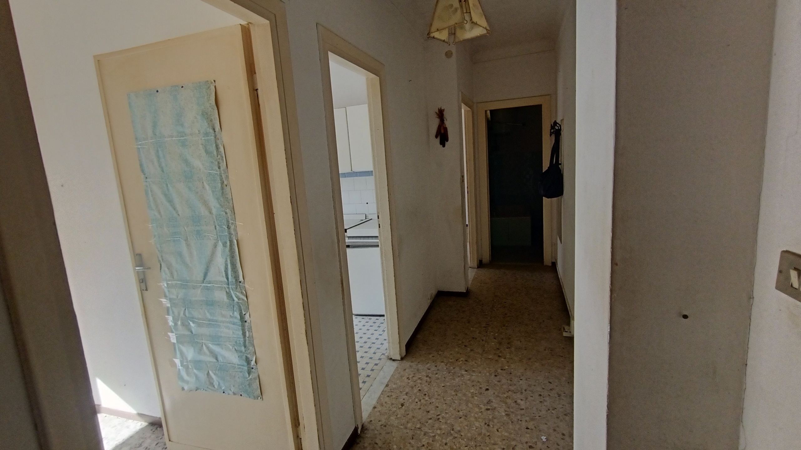 Immagine 4 di Bilocale in vendita  a San Remo