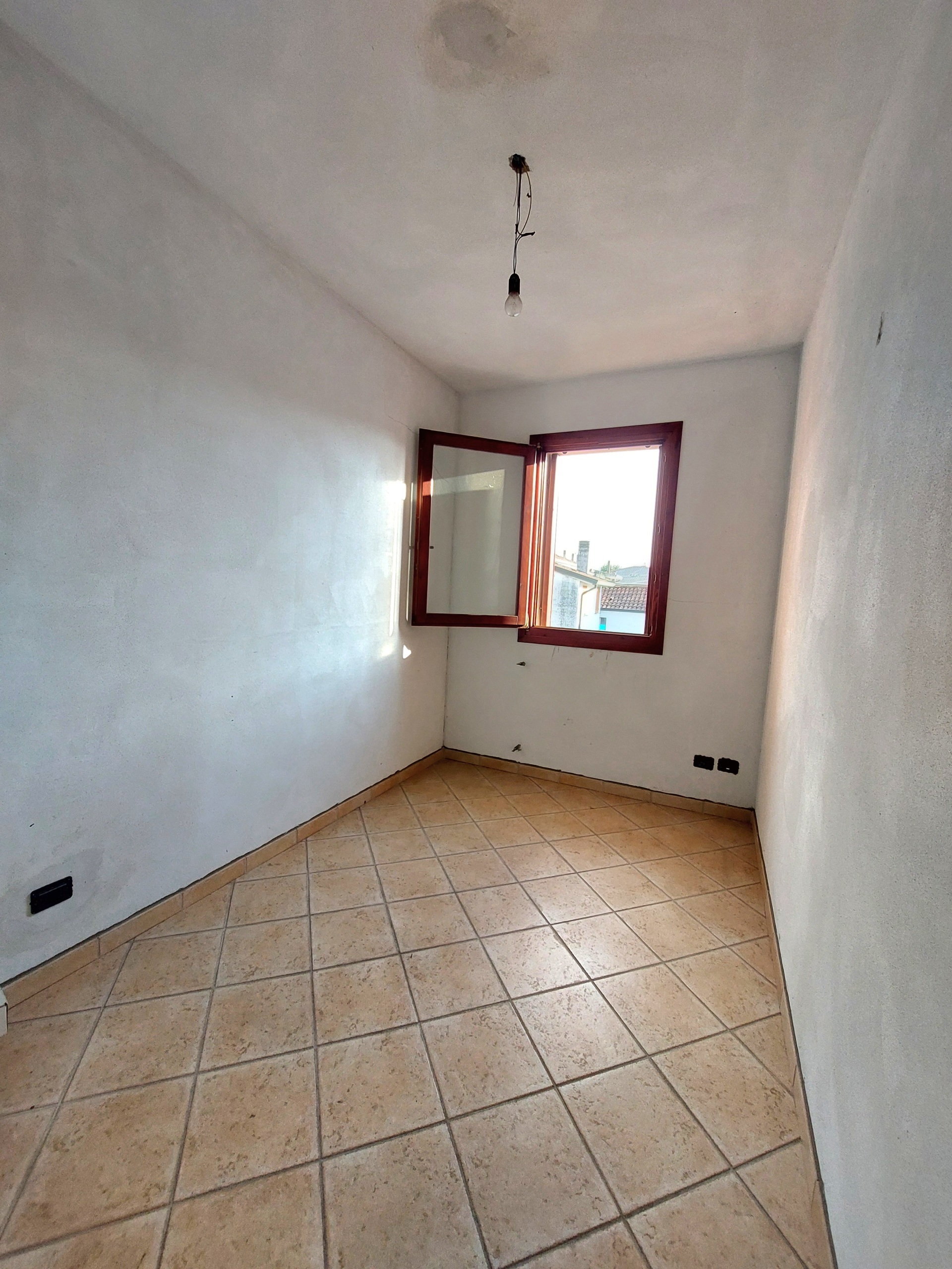 Immagine 6 di Casa indipendente in vendita  in Viale Eridania 22 a Ceregnano