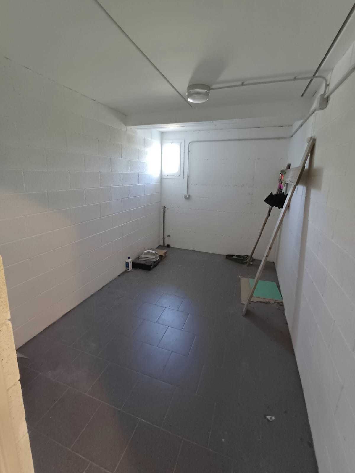 Immagine 44 di Trilocale in vendita  a Medesano