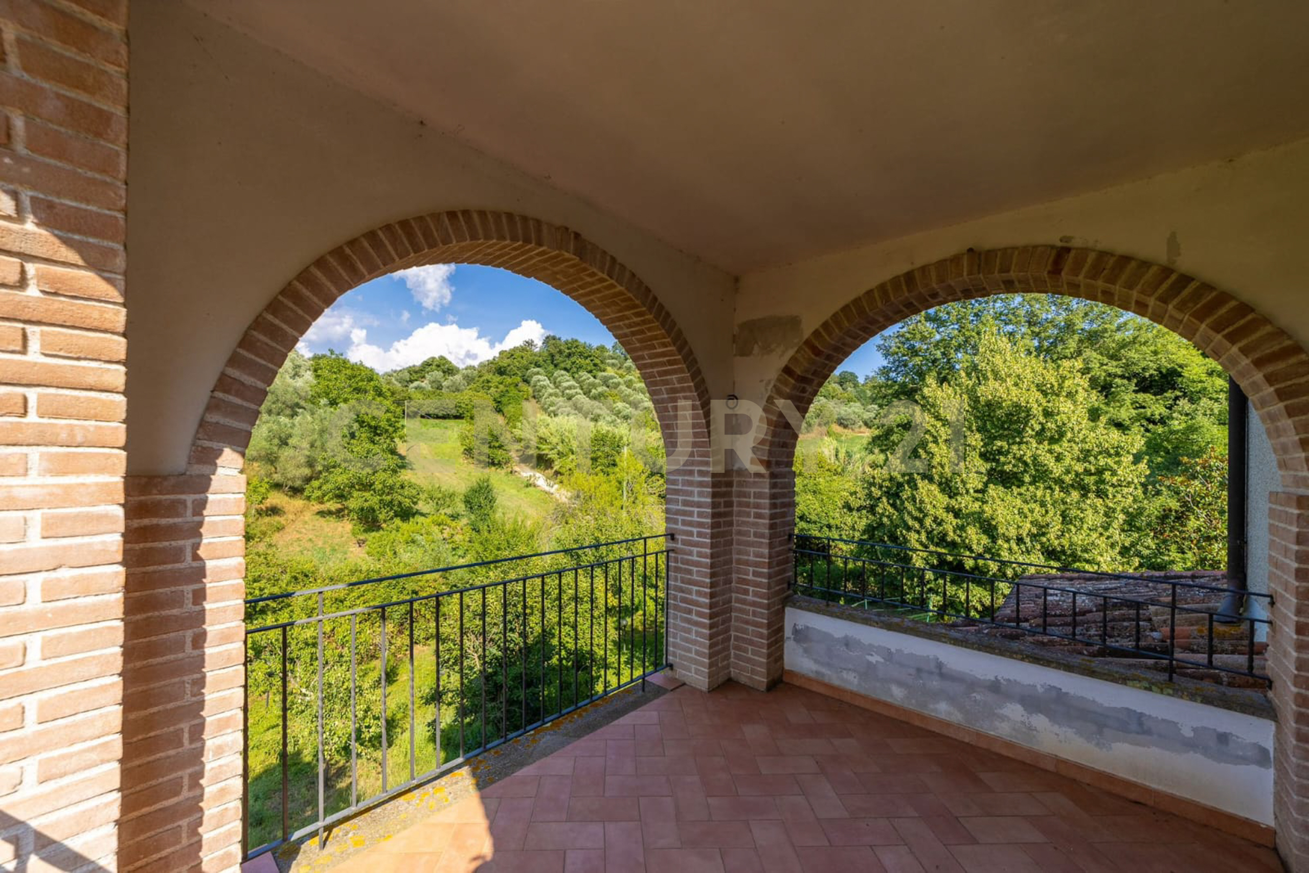 Immagine 3 di Villa in vendita  in localtà poderi di montemerano snc a Manciano