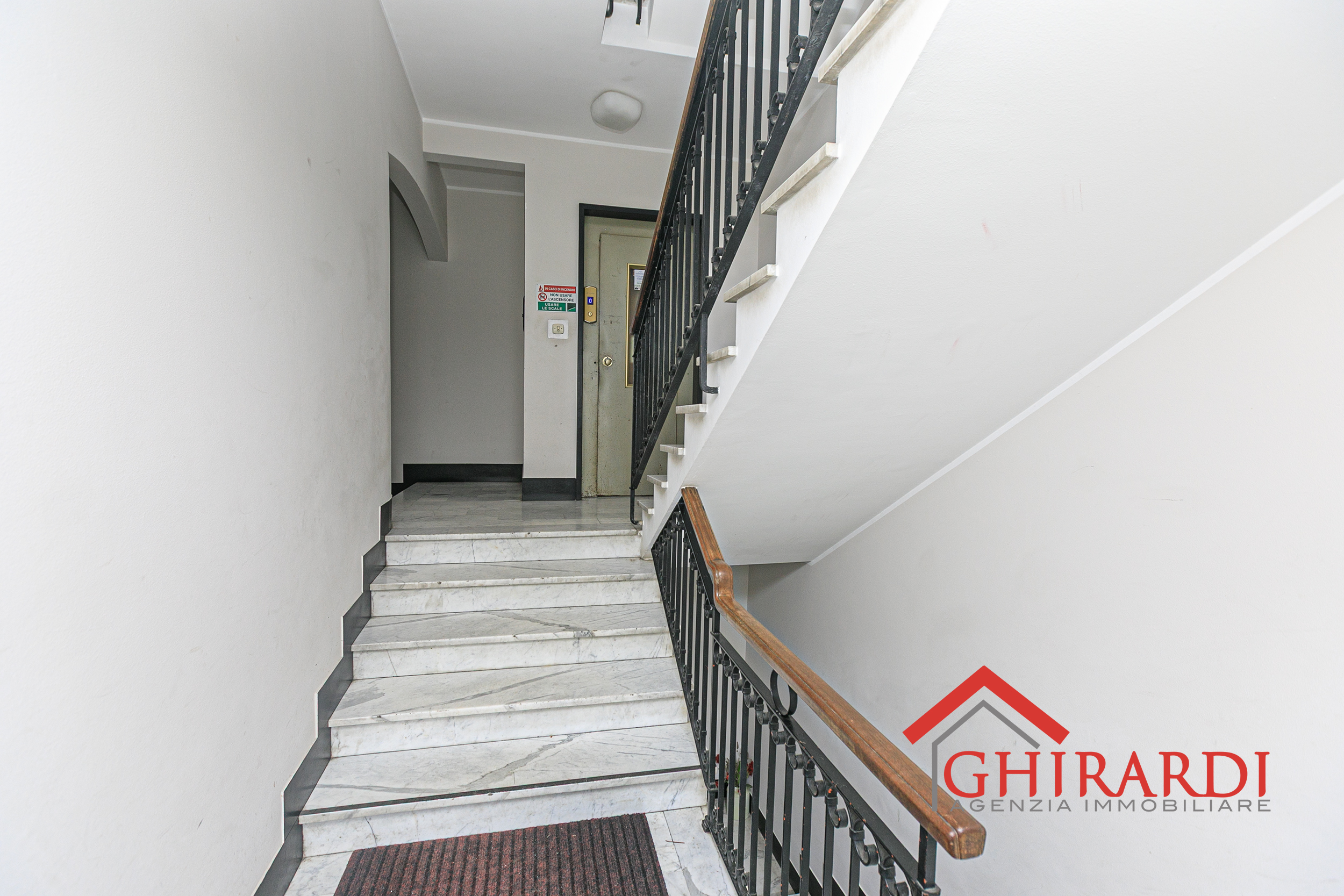 Immagine 31 di Bilocale in affitto  in VIA GIULIO TANINI 47F a Genova