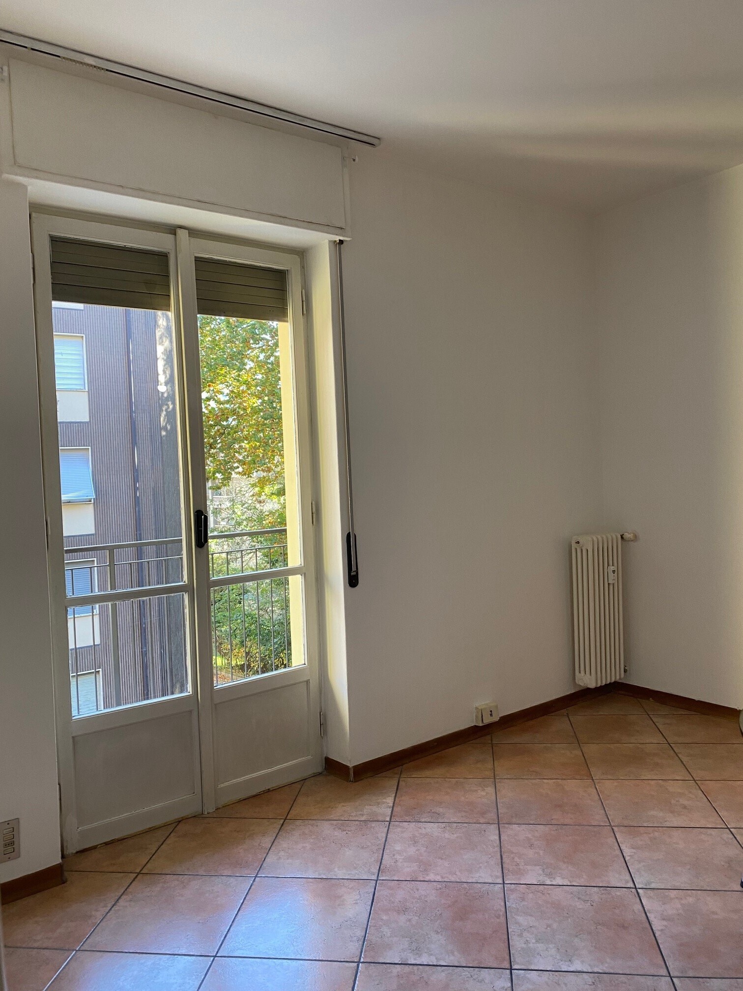 Immagine 6 di Bilocale in affitto  a Como