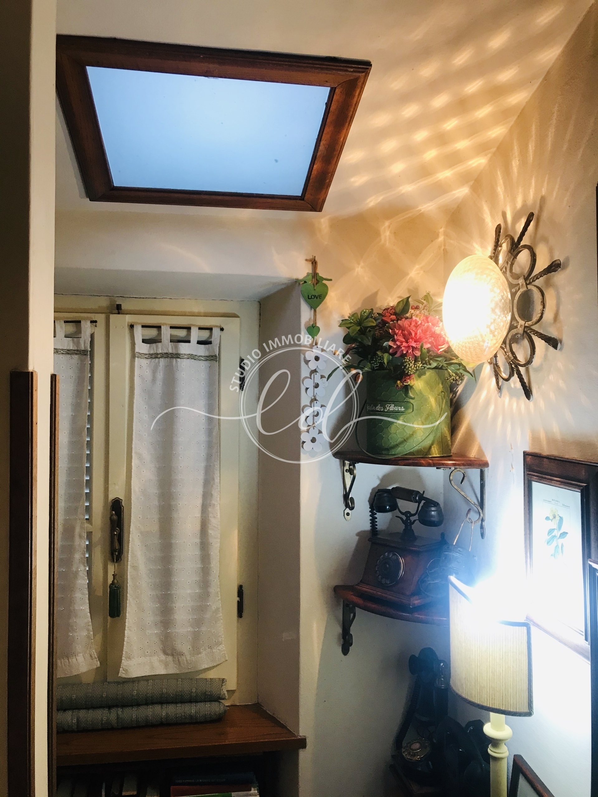 Immagine 19 di Porzione di casa in vendita  a Pietrasanta