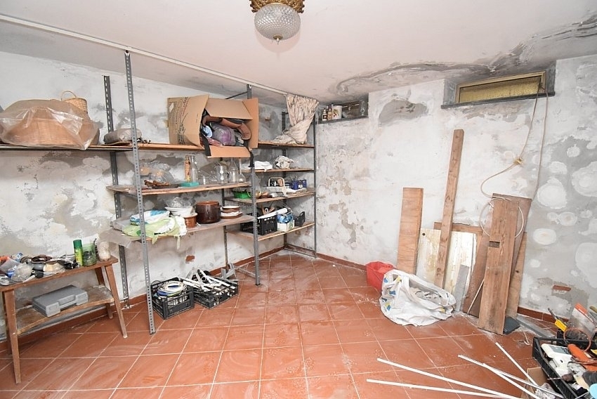 Immagine 37 di Porzione di casa in vendita  a Seravezza