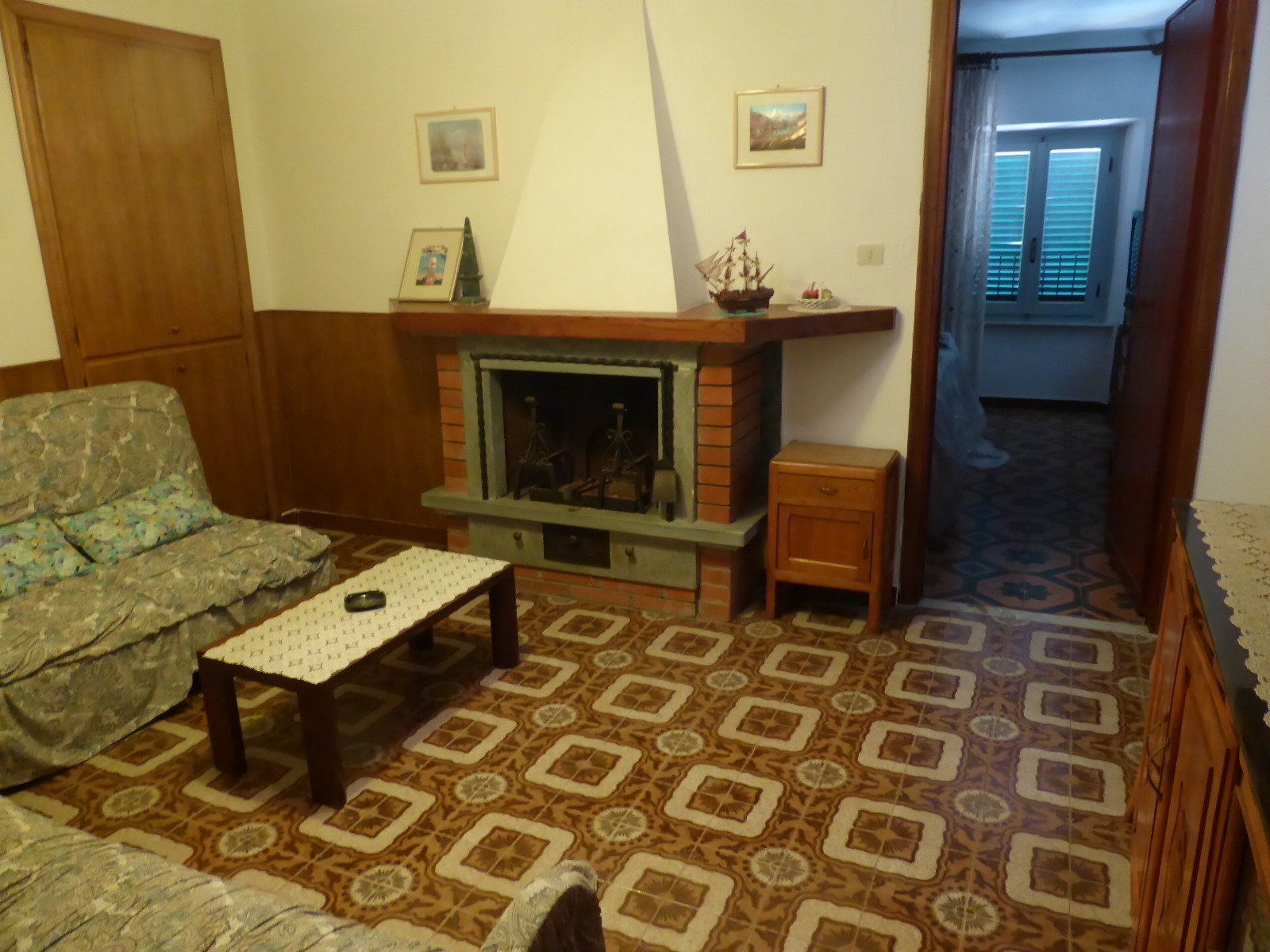 Immagine 3 di Porzione di casa in vendita  a Seravezza