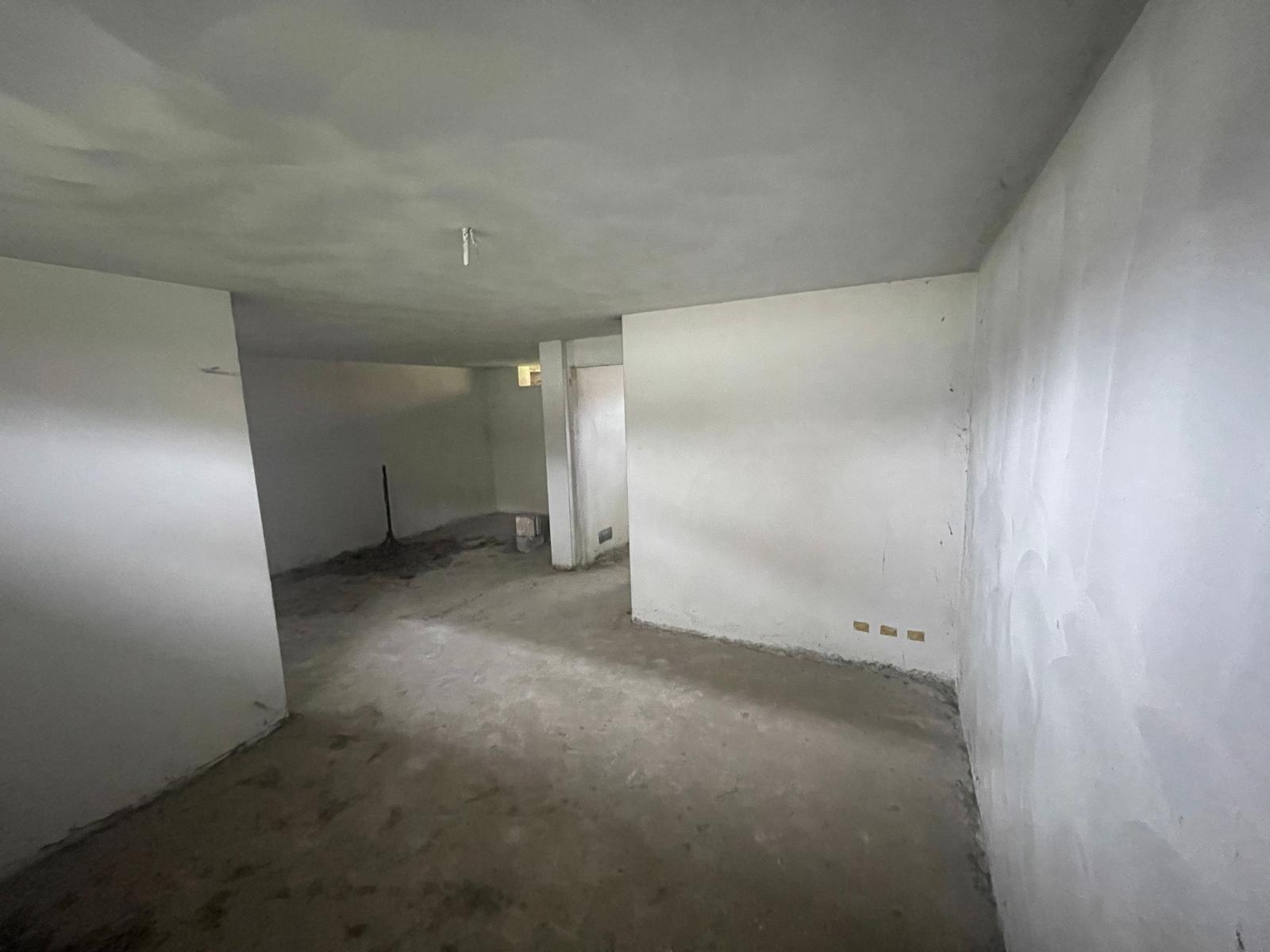 Immagine 30 di Porzione di casa in vendita  a Camaiore