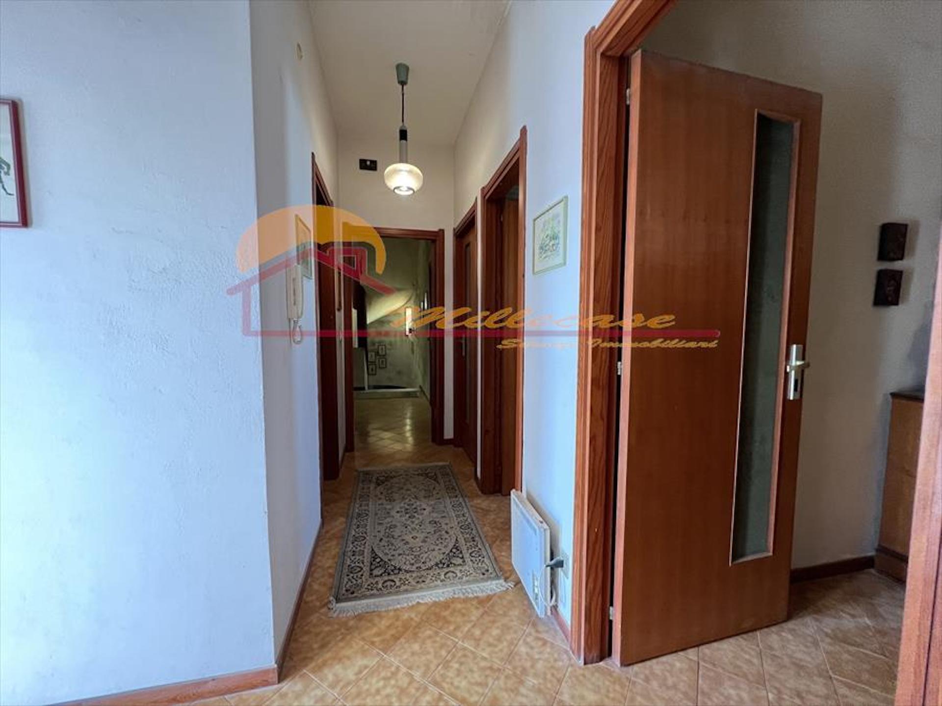 Immagine 13 di Casa indipendente in vendita  in Via Siracusa a Siracusa