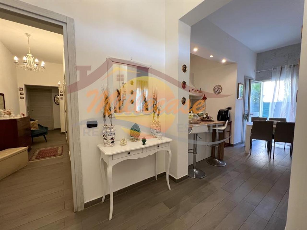 Immagine 7 di Appartamento in vendita  in Via Aidone a Siracusa