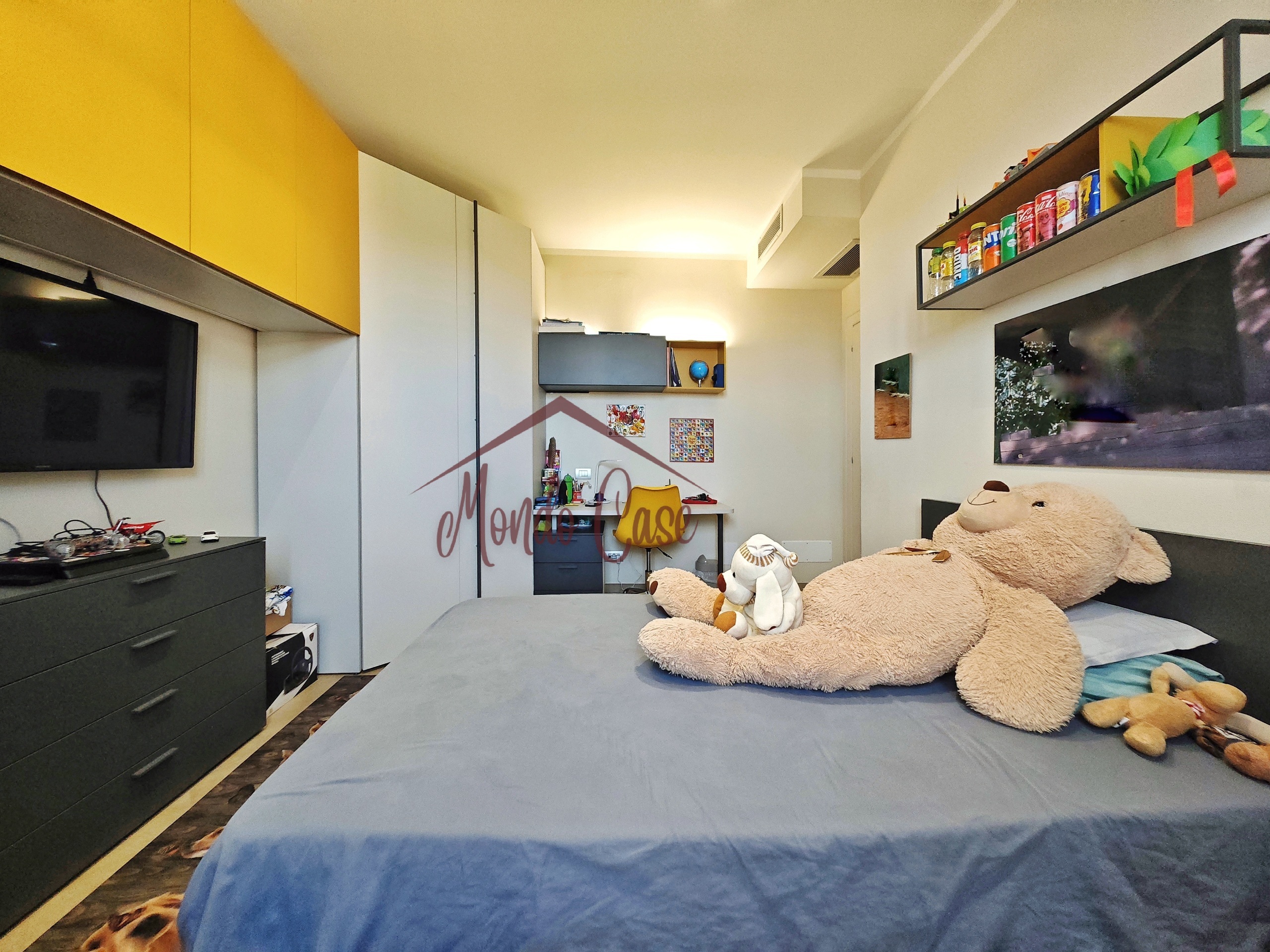 Immagine 54 di Attico in vendita  in Via Bertoloni 2 a Sarzana