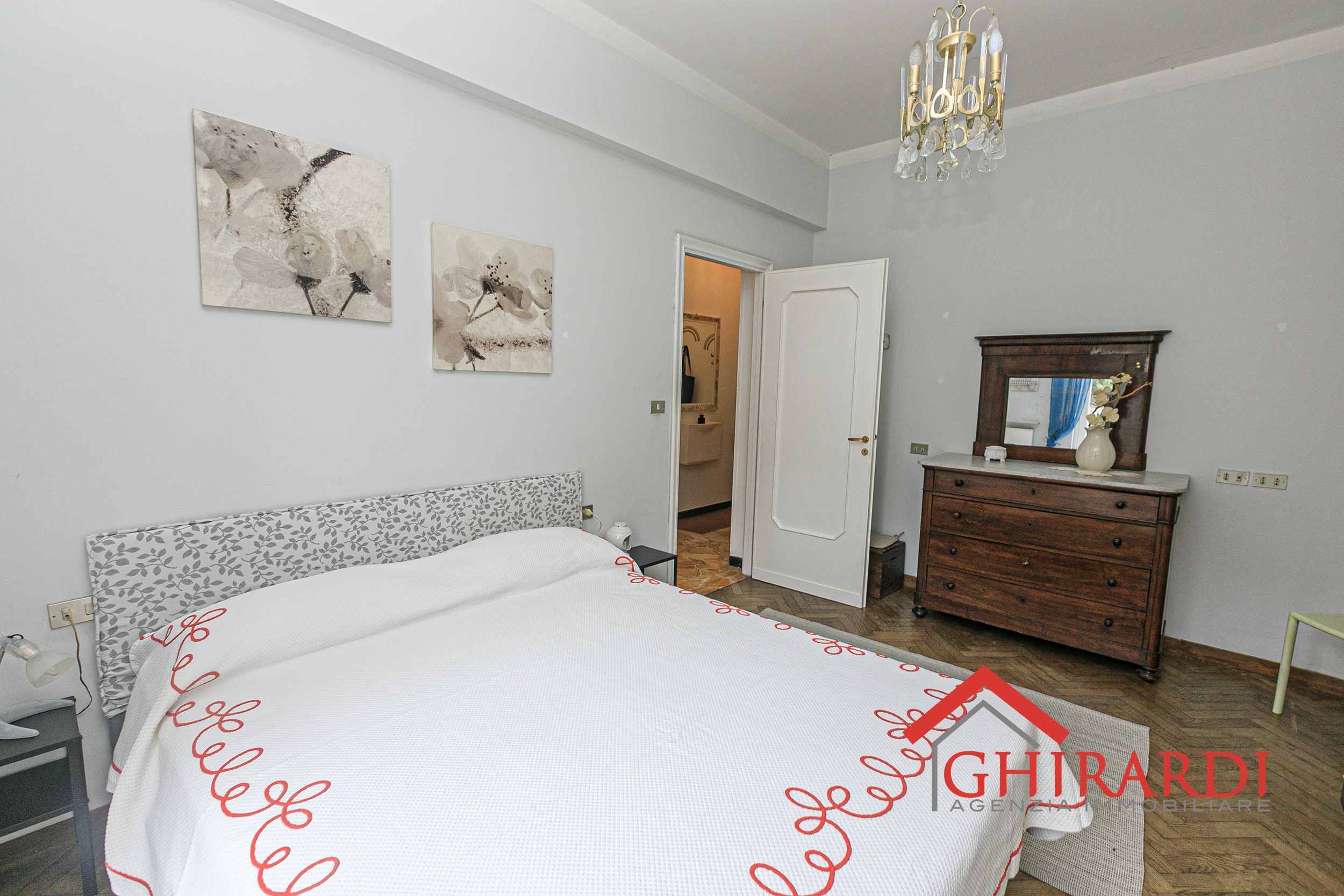 Immagine 16 di Bilocale in affitto  in VIA GIULIO TANINI 47F a Genova