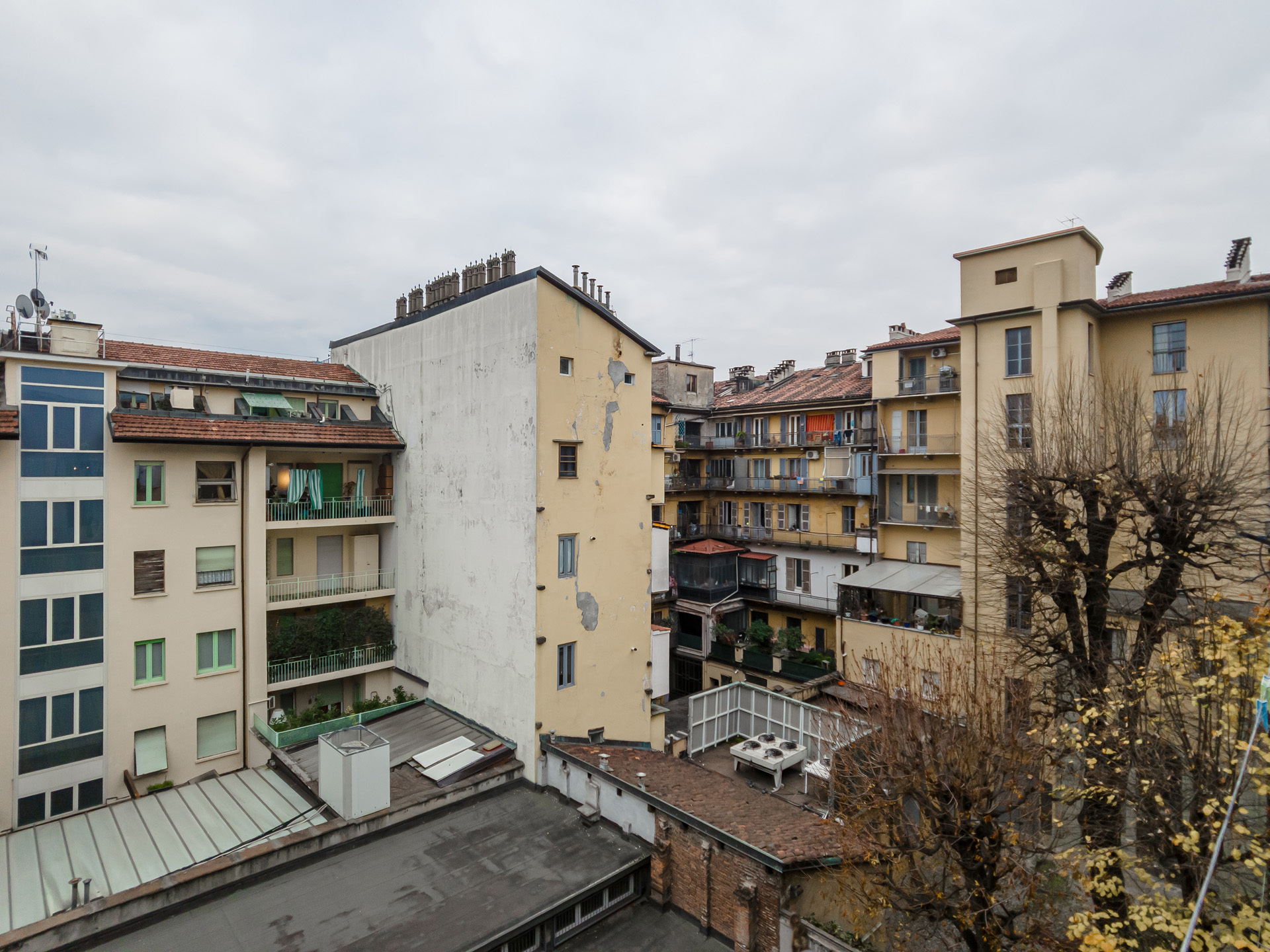 Immagine 18 di Bilocale in vendita  in Via Bertola a Torino