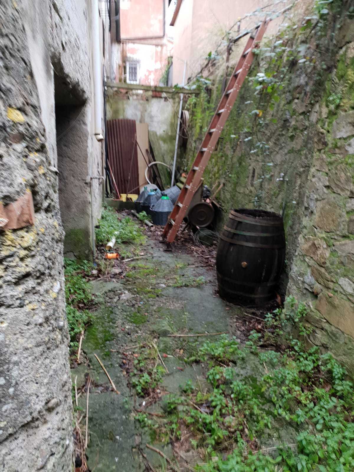 Immagine 5 di Terratetto in vendita  a Livorno