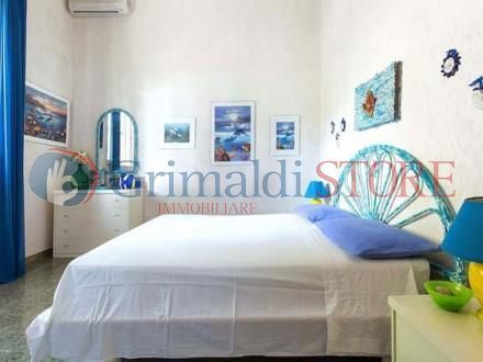 Immagine 7 di Villa in vendita  a Manduria