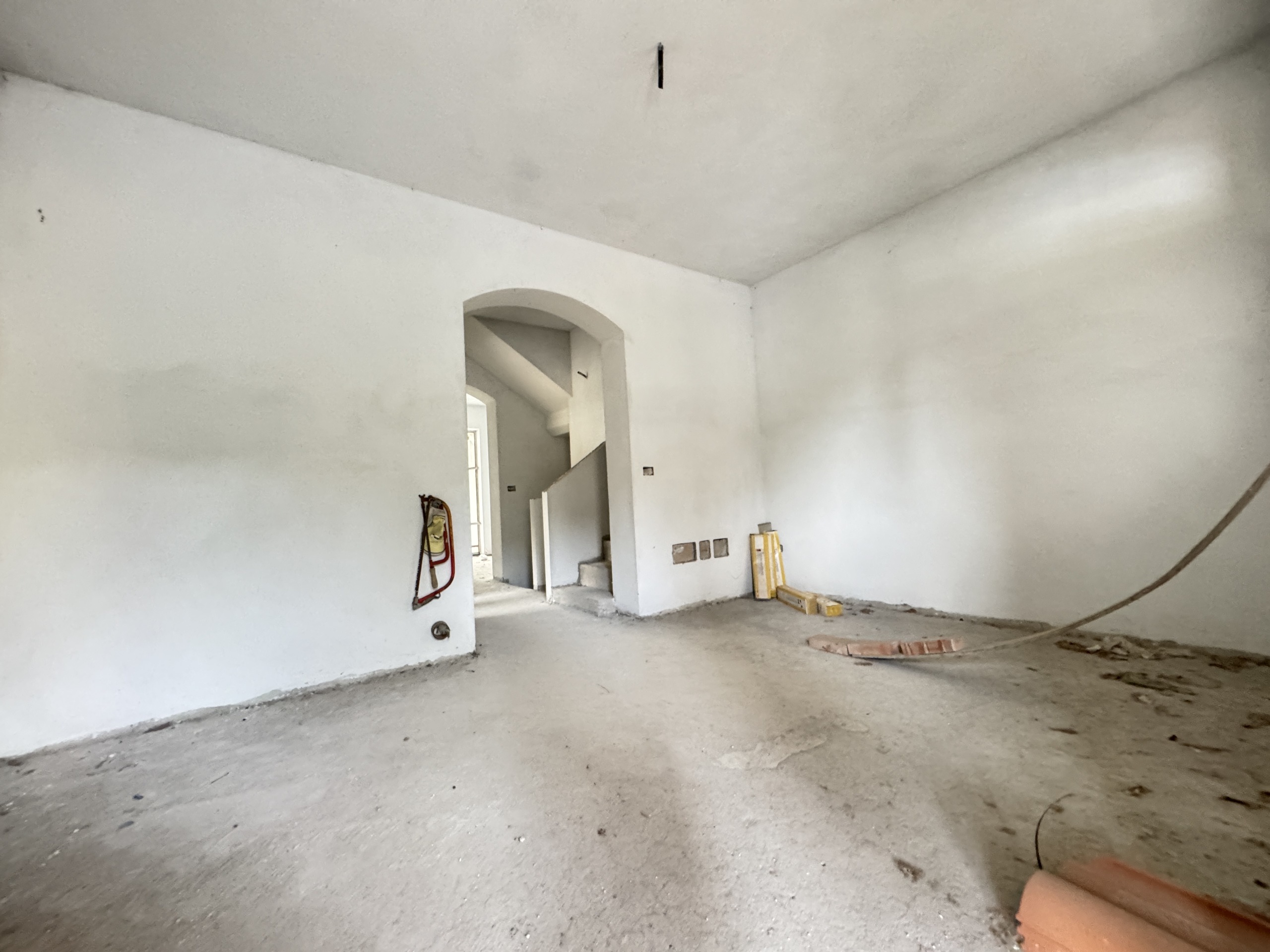 Immagine 16 di Porzione di casa in vendita  a Seravezza