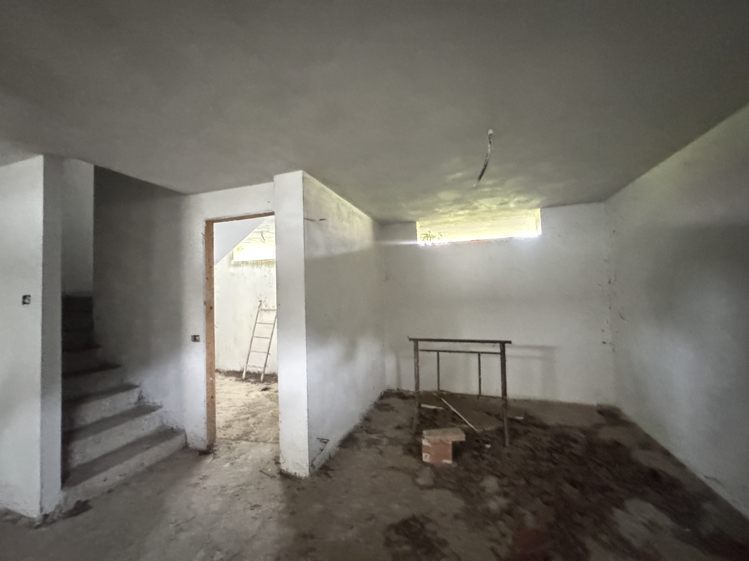 Immagine 42 di Porzione di casa in vendita  a Camaiore