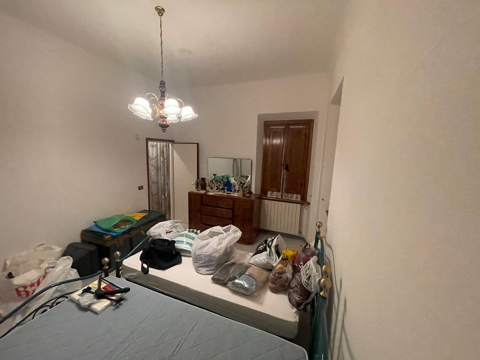 Immagine 44 di Porzione di casa in vendita  a Pietrasanta