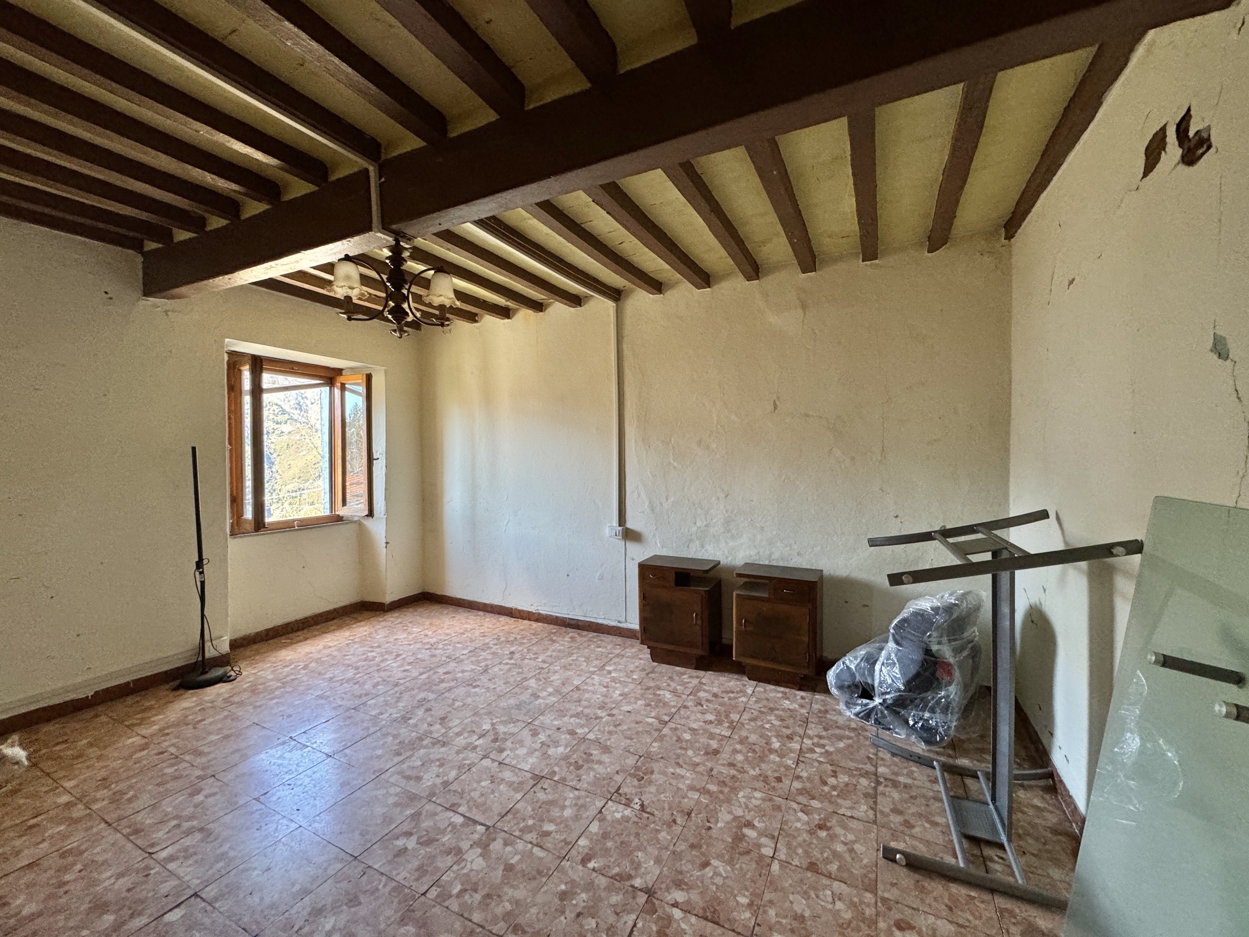 Immagine 17 di Porzione di casa in vendita  a Seravezza