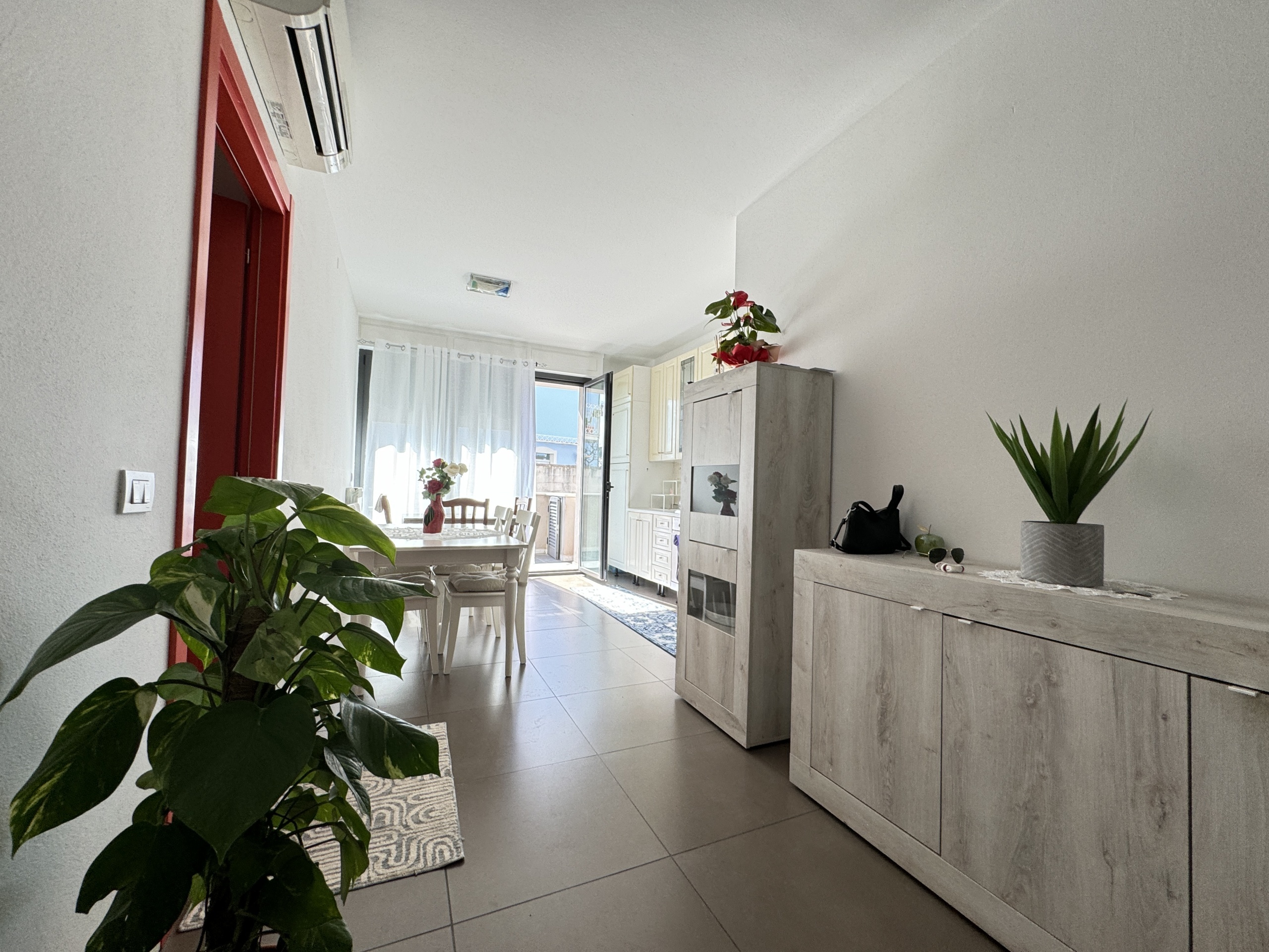 Immagine 5 di Quadrilocale in affitto  a Camaiore