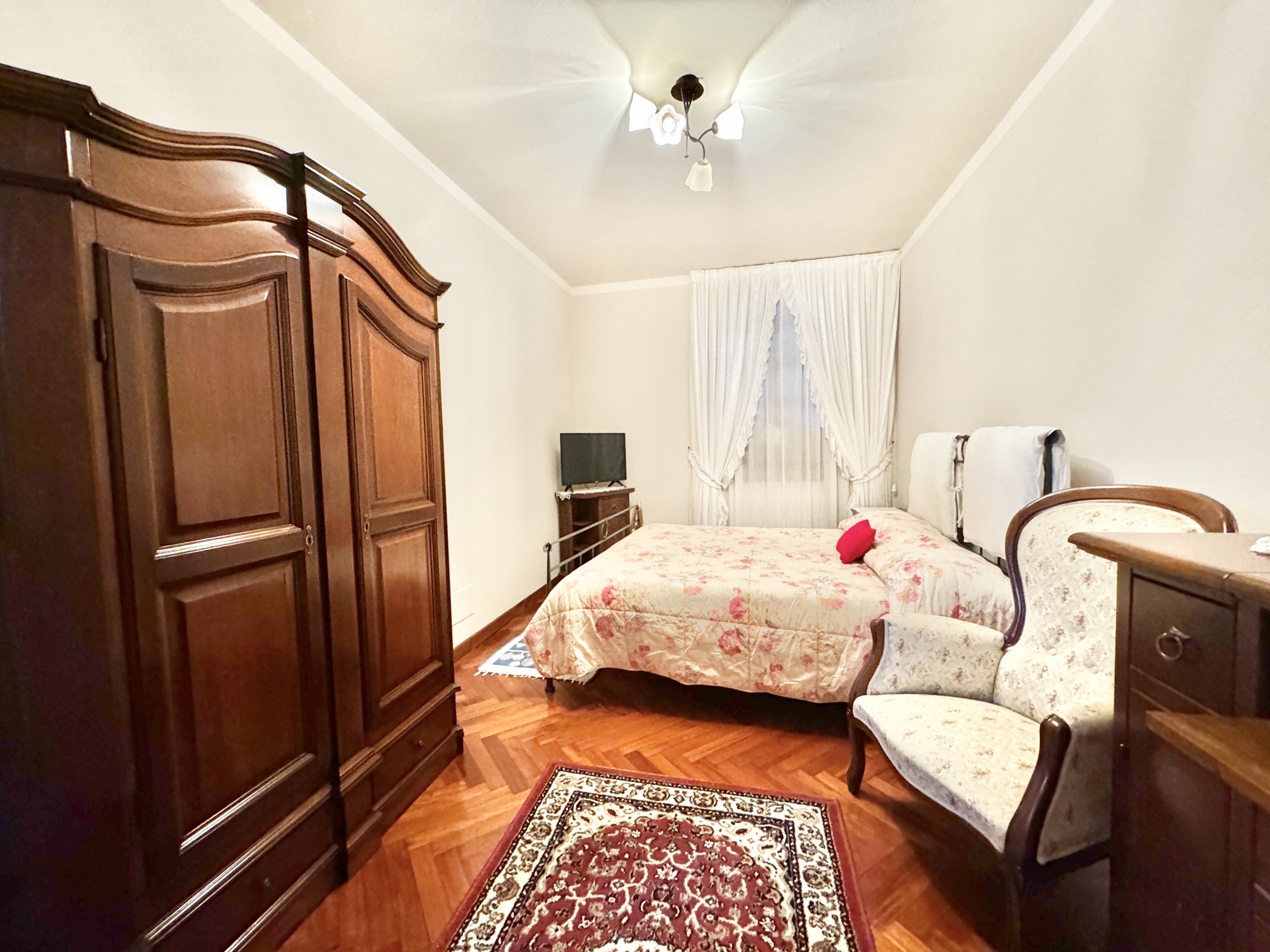 Immagine 29 di Villa in affitto  a Pietrasanta