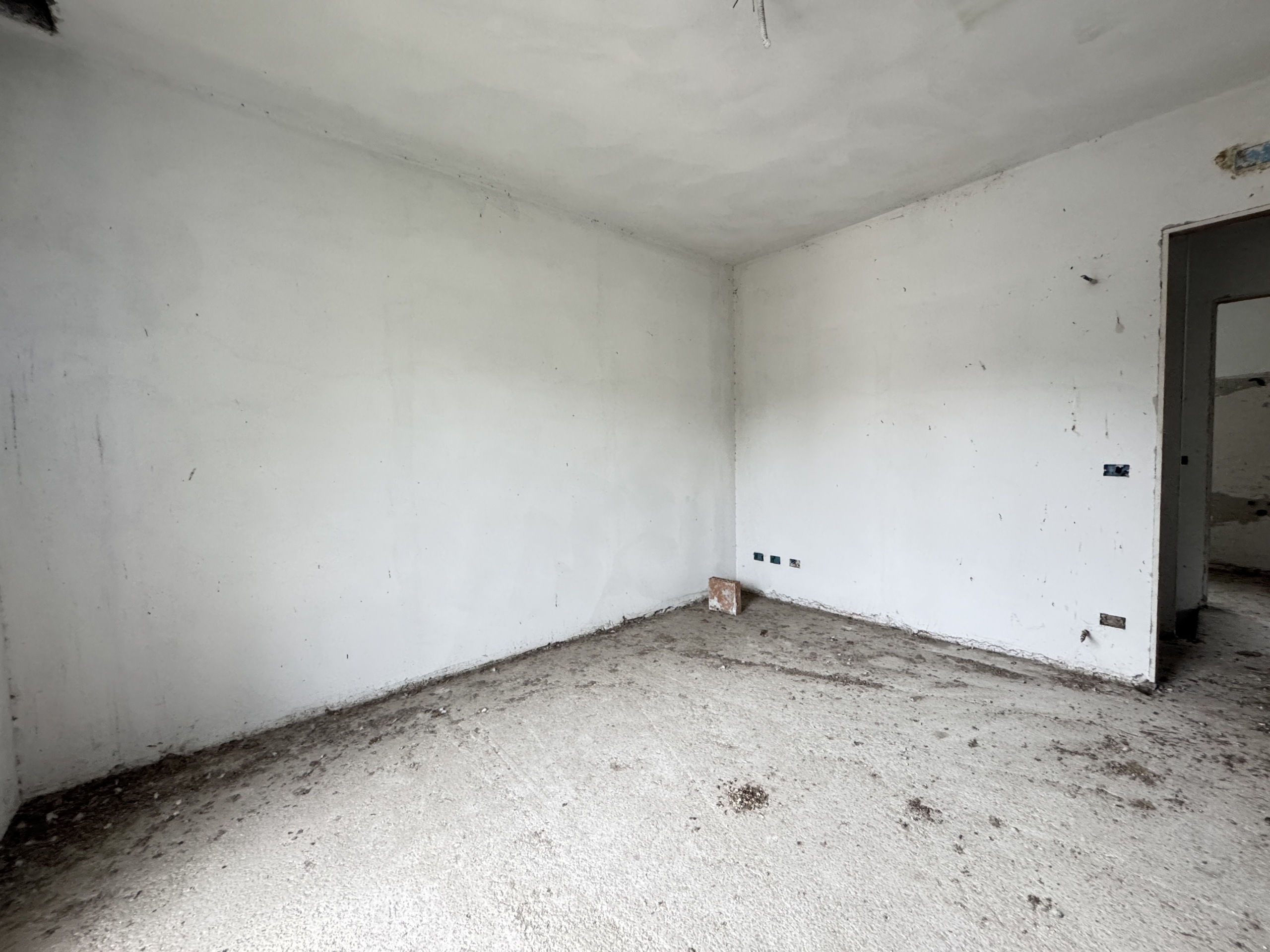 Immagine 28 di Porzione di casa in vendita  a Camaiore