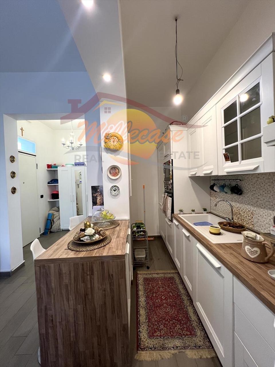 Immagine 4 di Appartamento in vendita  in Via Aidone a Siracusa