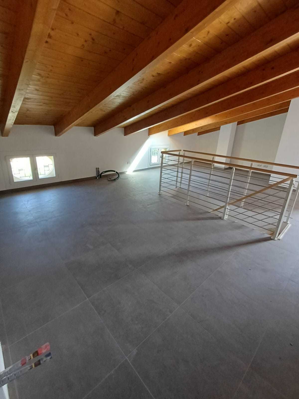 Immagine 32 di Trilocale in vendita  a Medesano