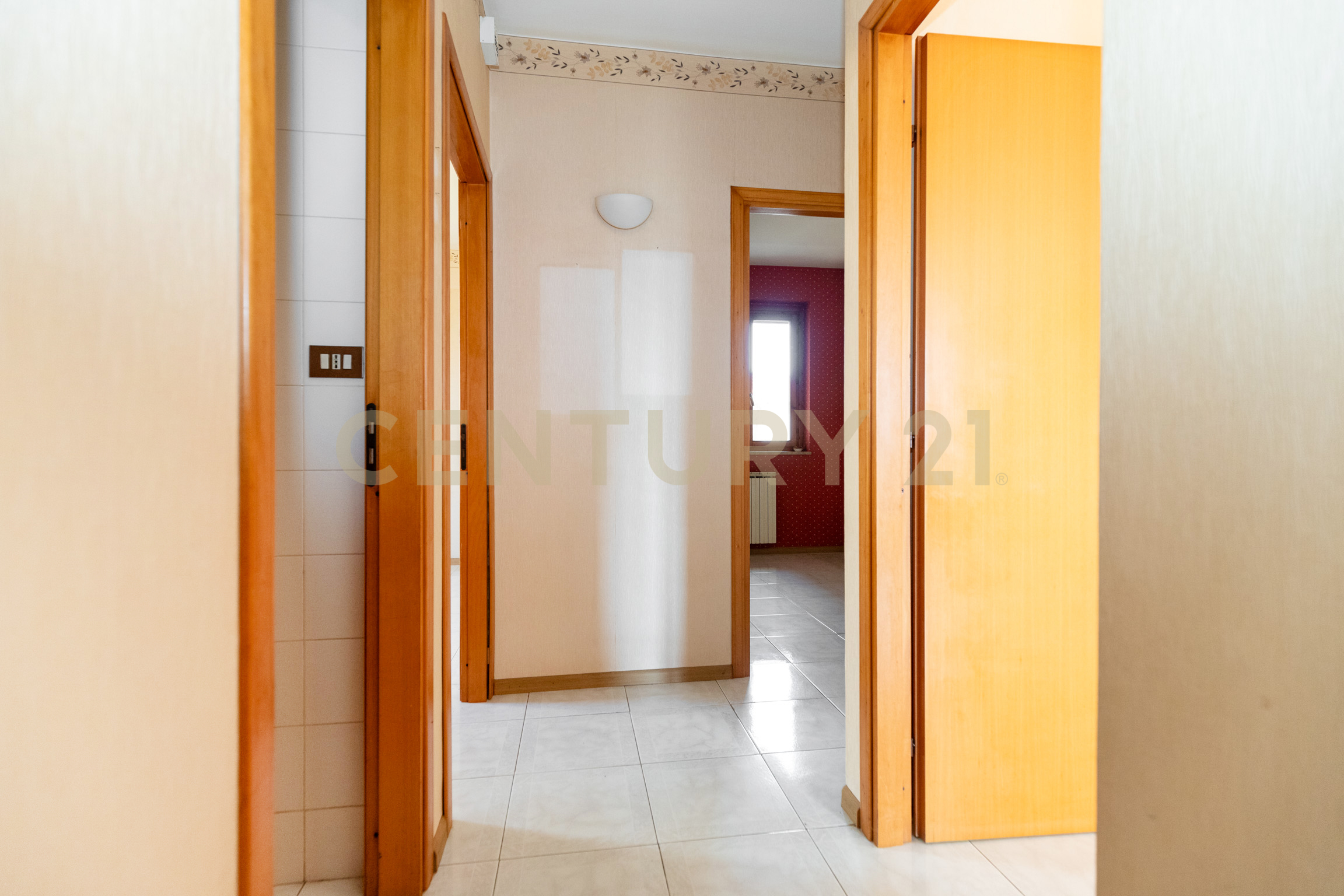 Immagine 43 di Appartamento in vendita  in Via Giovanni Guglielmino 74 a Tremestieri Etneo