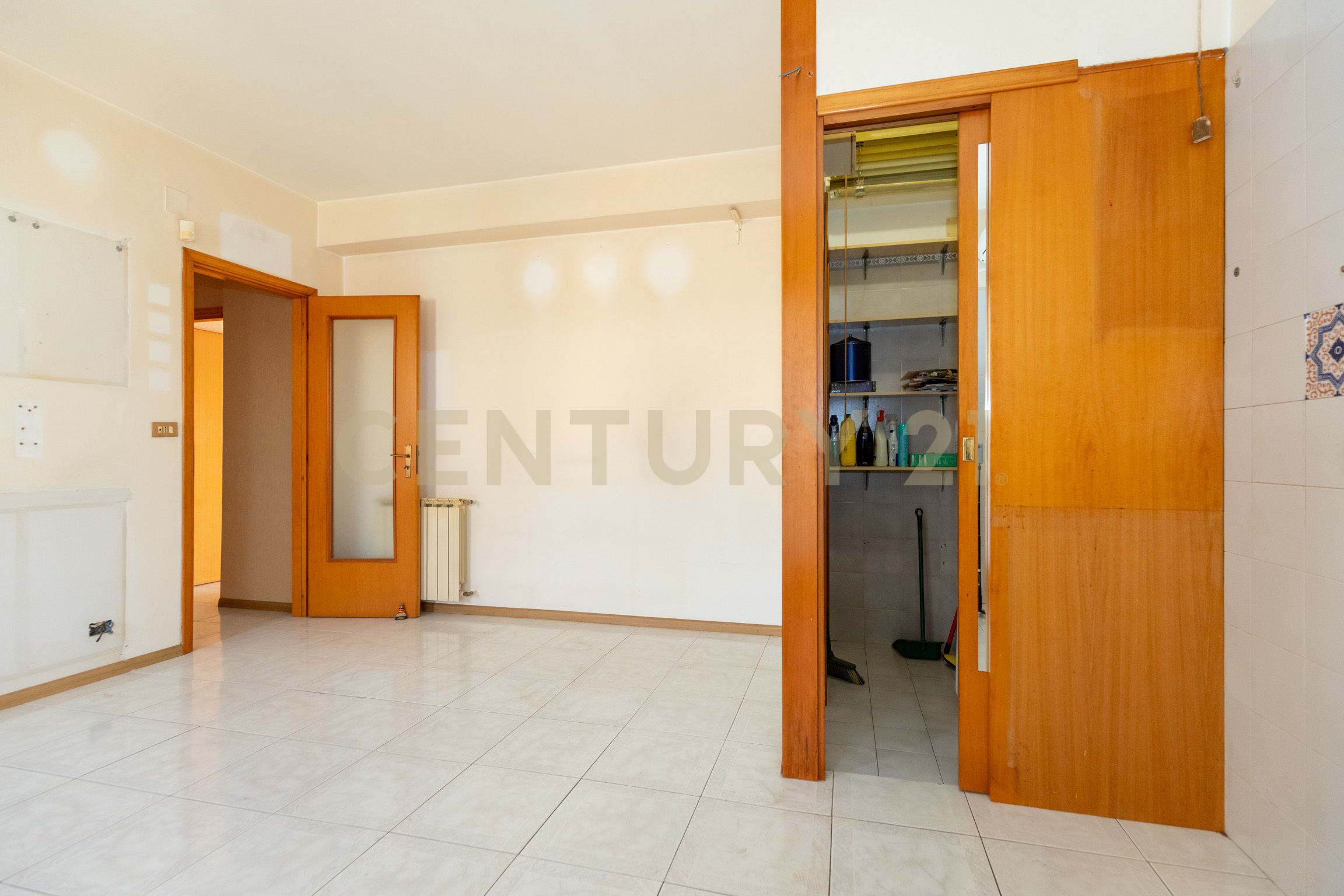 Immagine 46 di Appartamento in vendita  in Via Giovanni Guglielmino 74 a Tremestieri Etneo