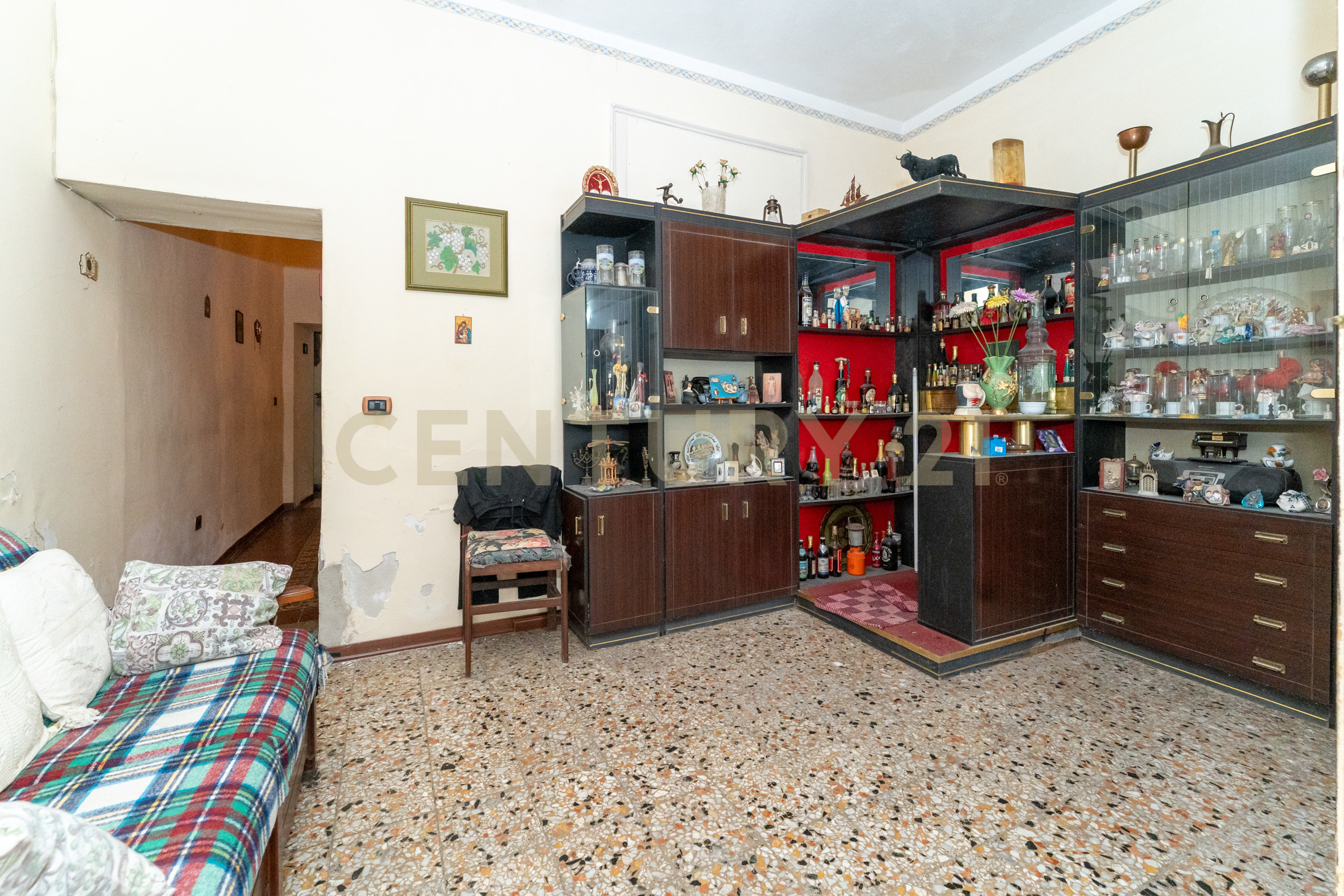 Immagine 29 di Quadrilocale in vendita  in Via Timoleone 113 a Catania