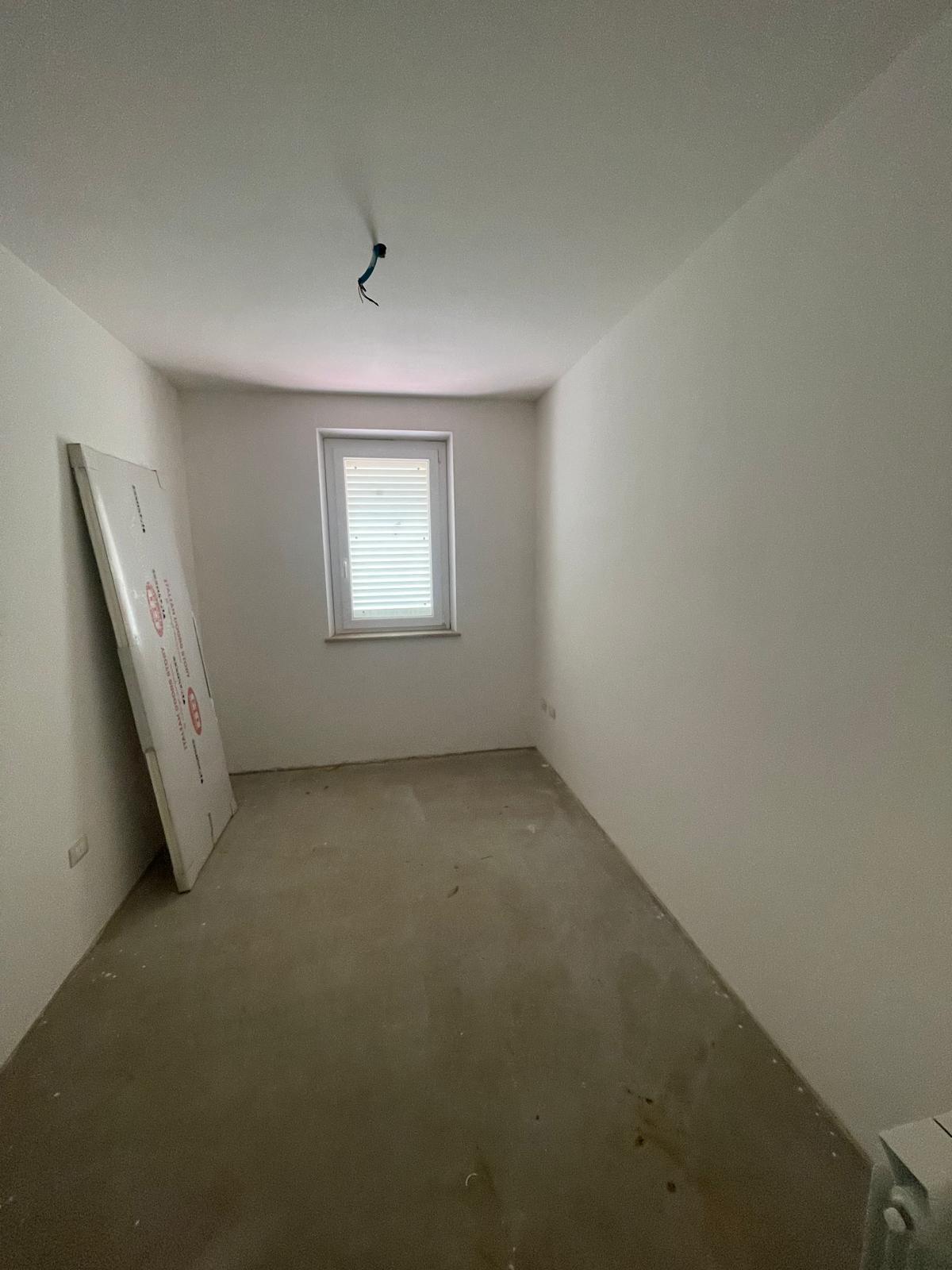 Immagine 52 di Villa in vendita  a Camaiore